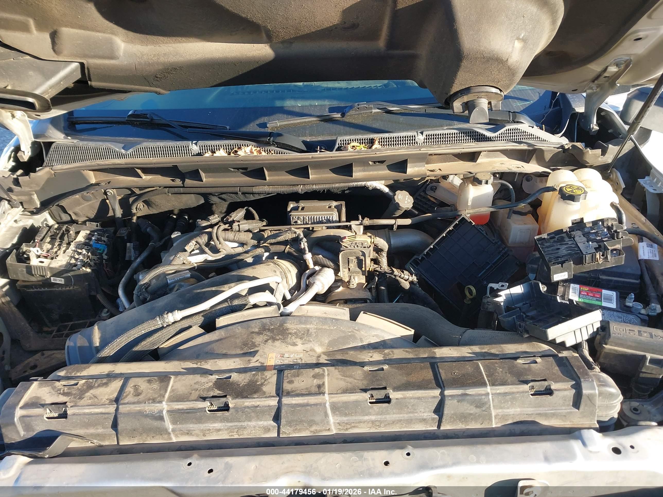 GMC SIERRA image 10