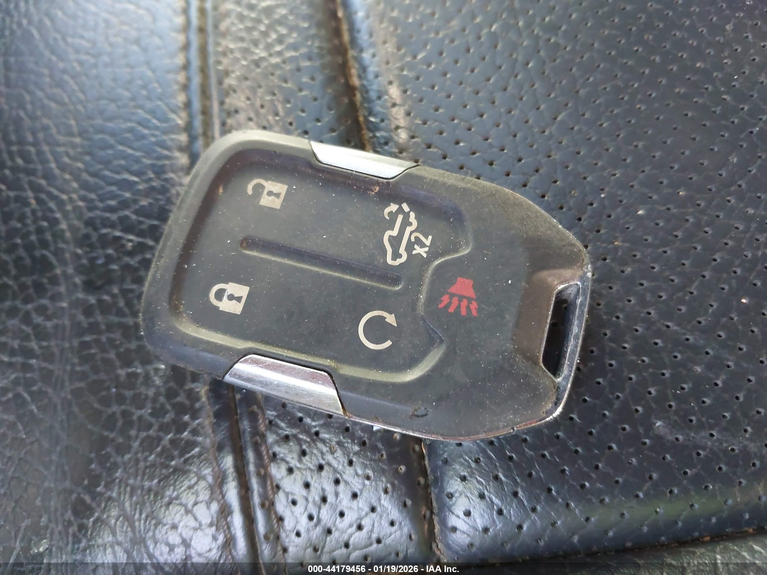 GMC SIERRA image 11