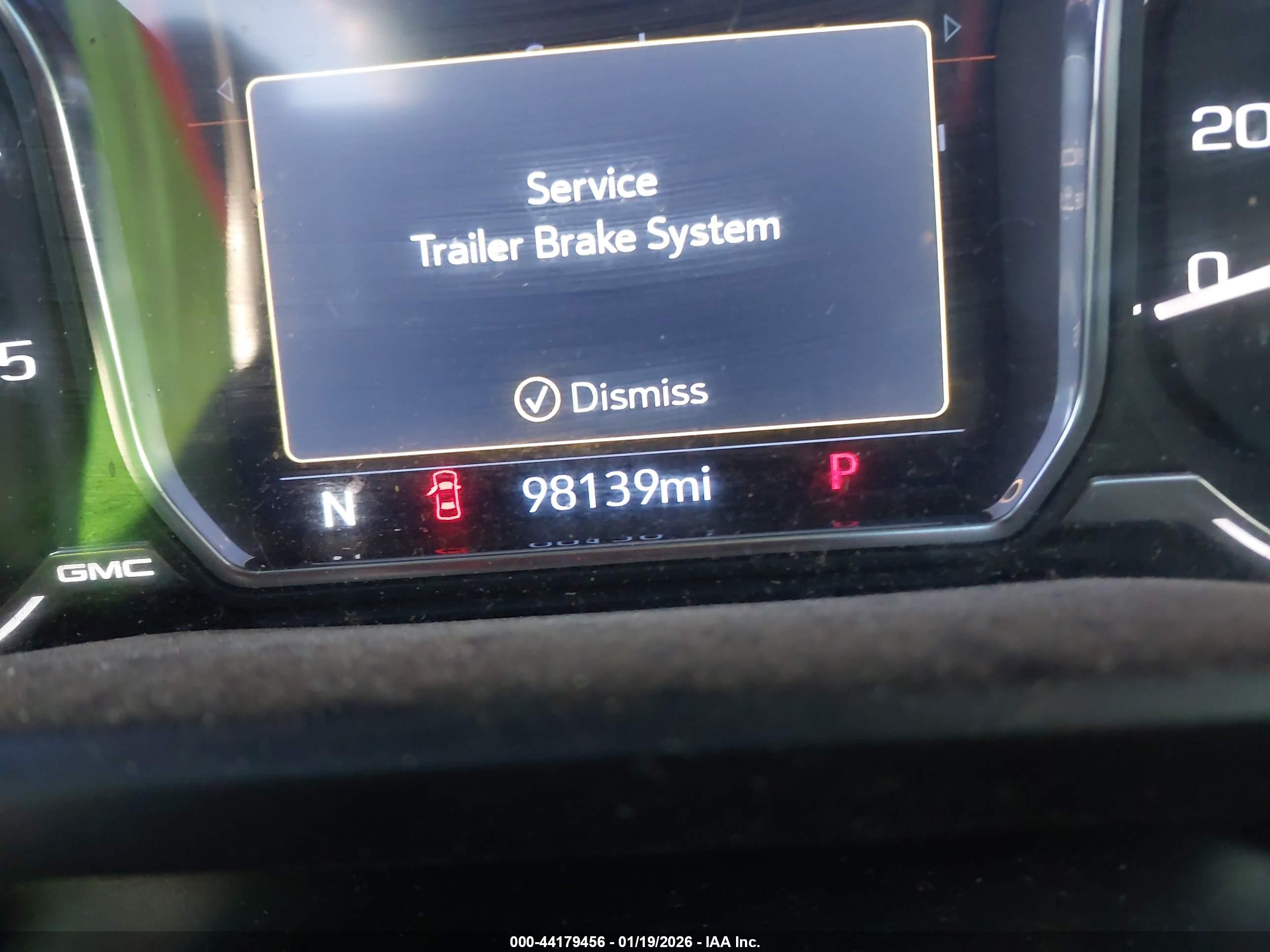 GMC SIERRA image 6