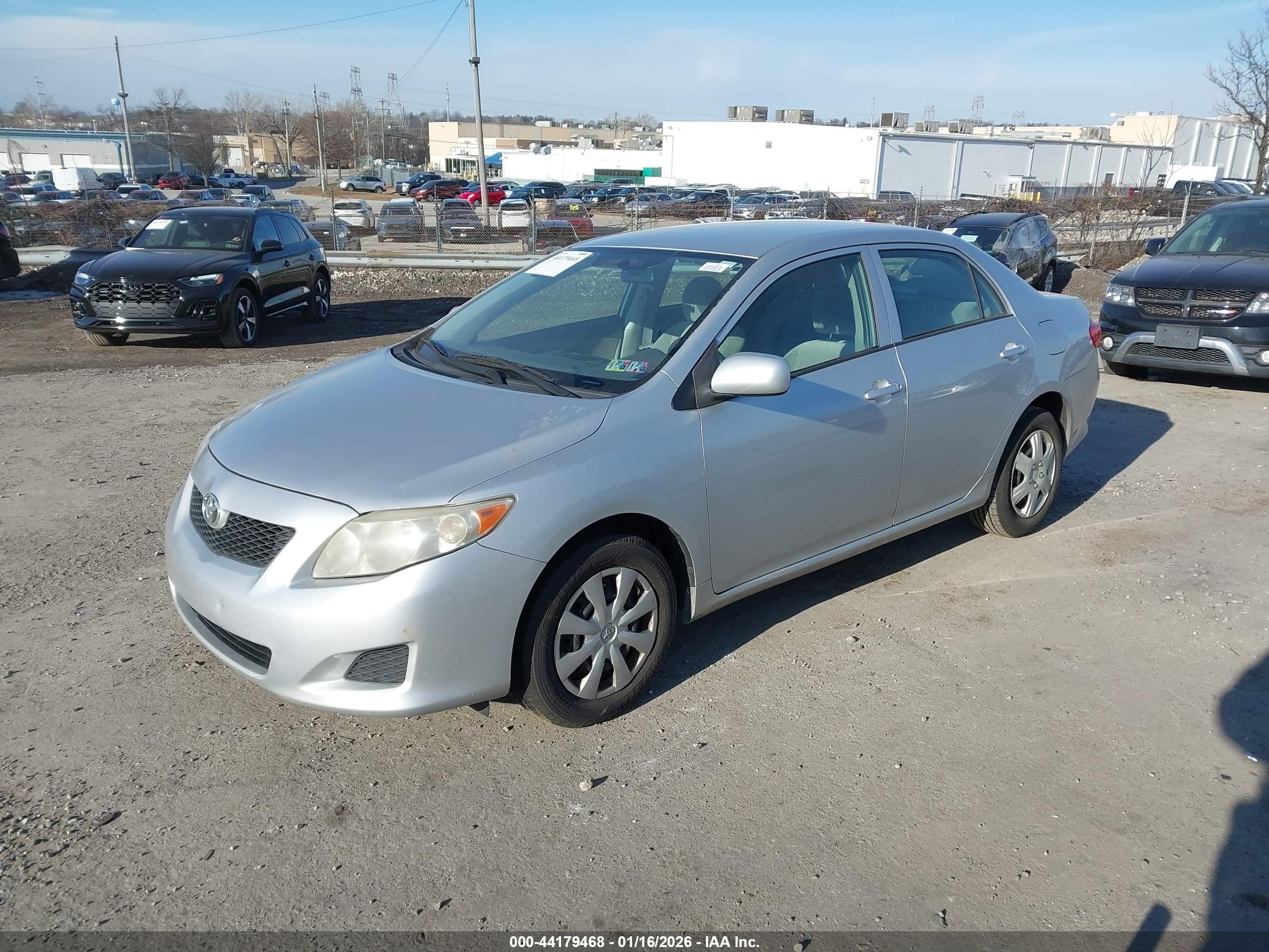 TOYOTA COROLLA image 2