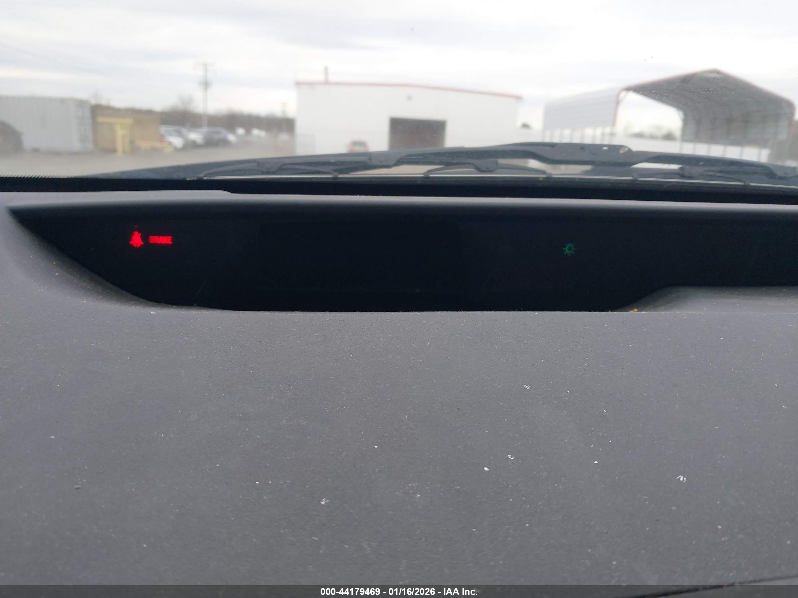 TOYOTA PRIUS image 7