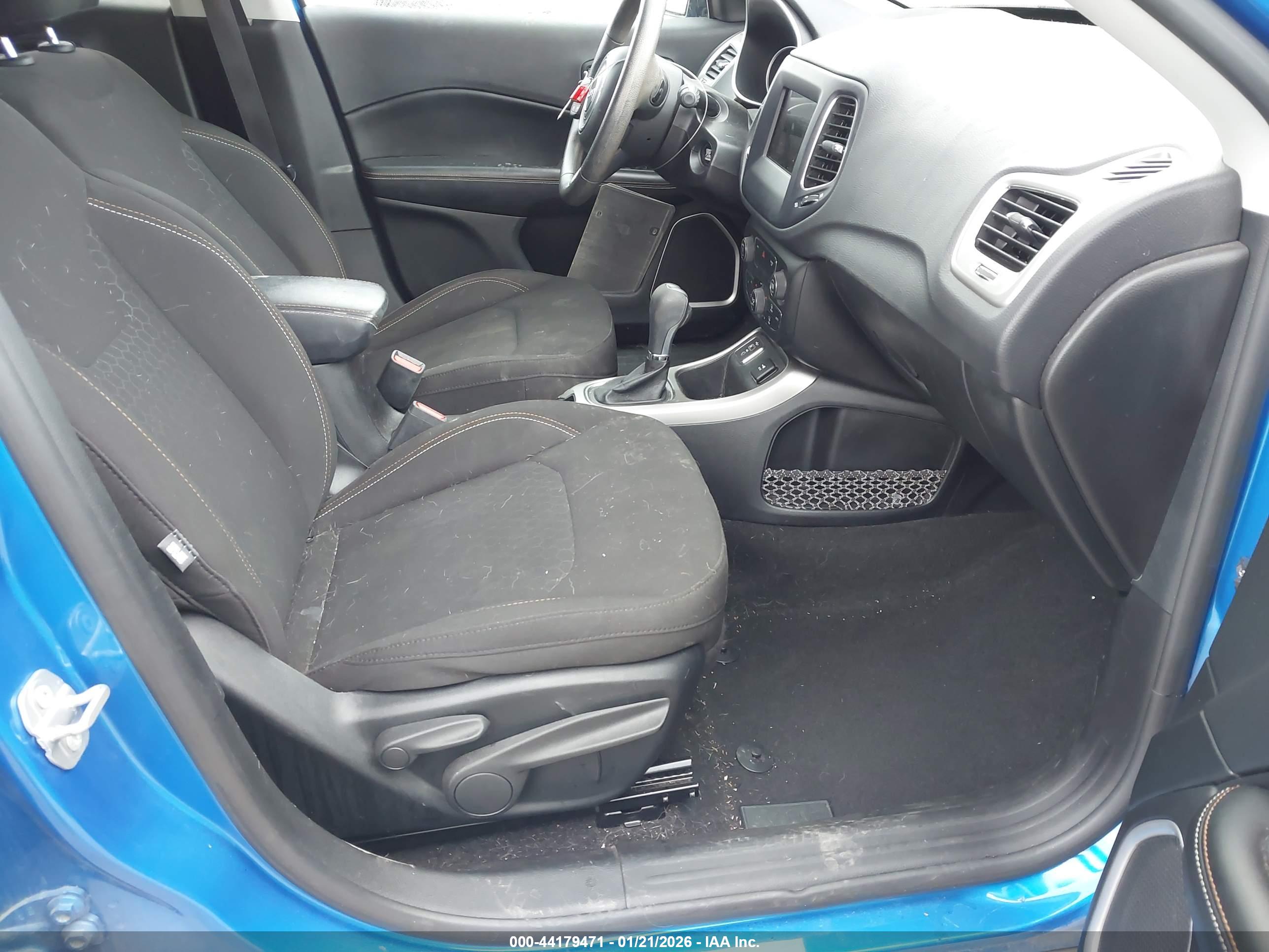 JEEP COMPASS image 5