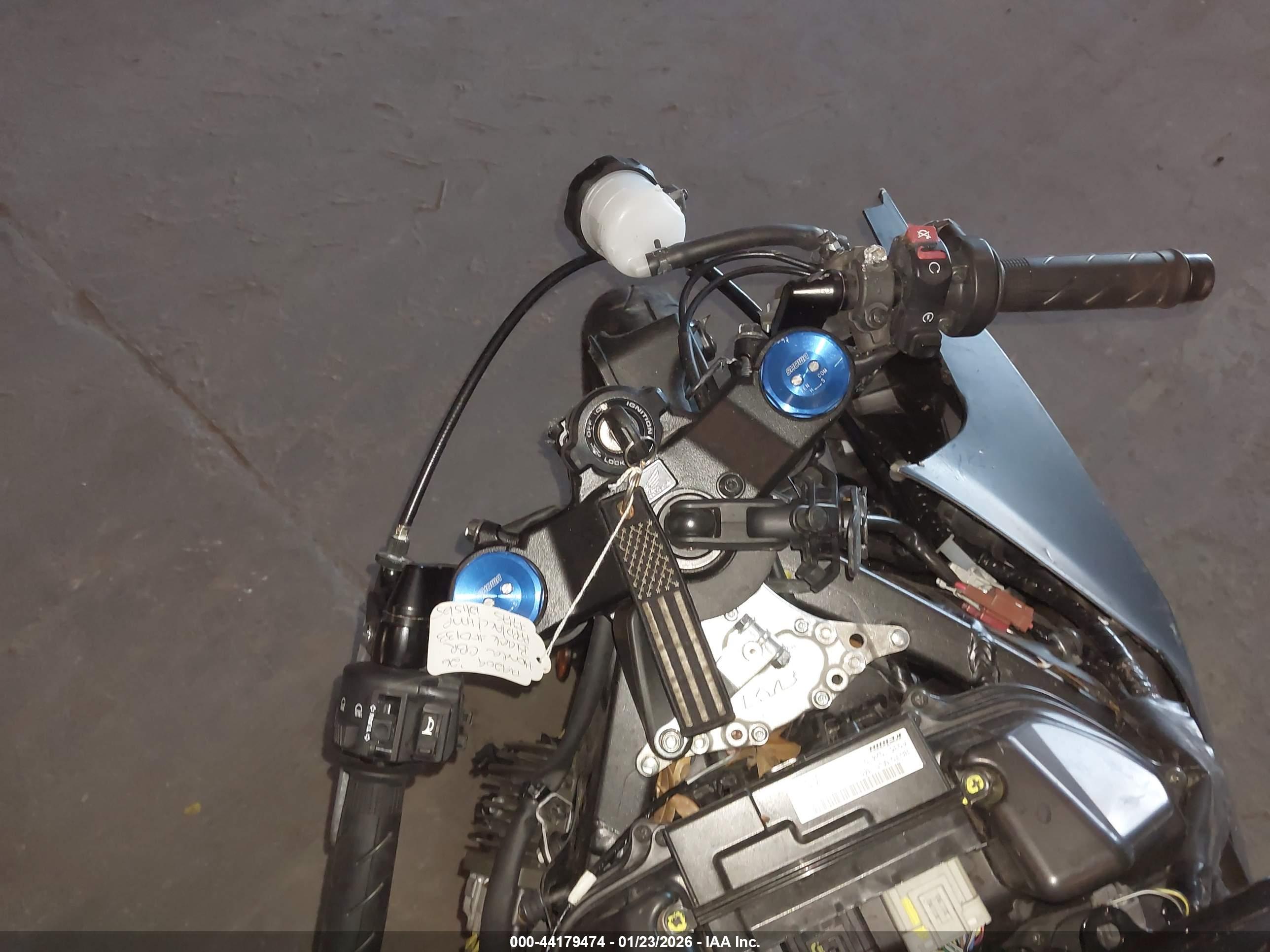 HONDA CBR600 image 7
