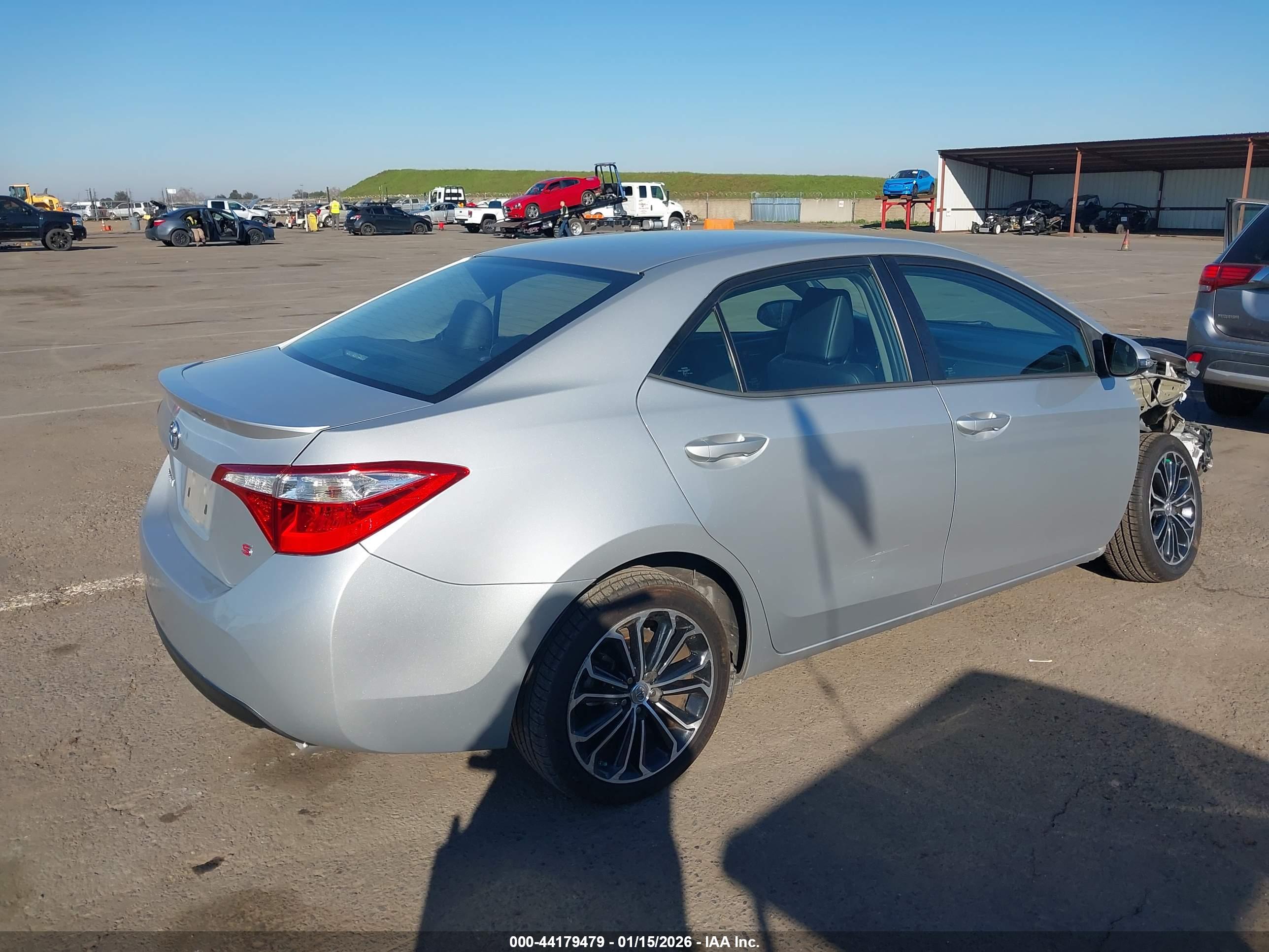 TOYOTA COROLLA image 4