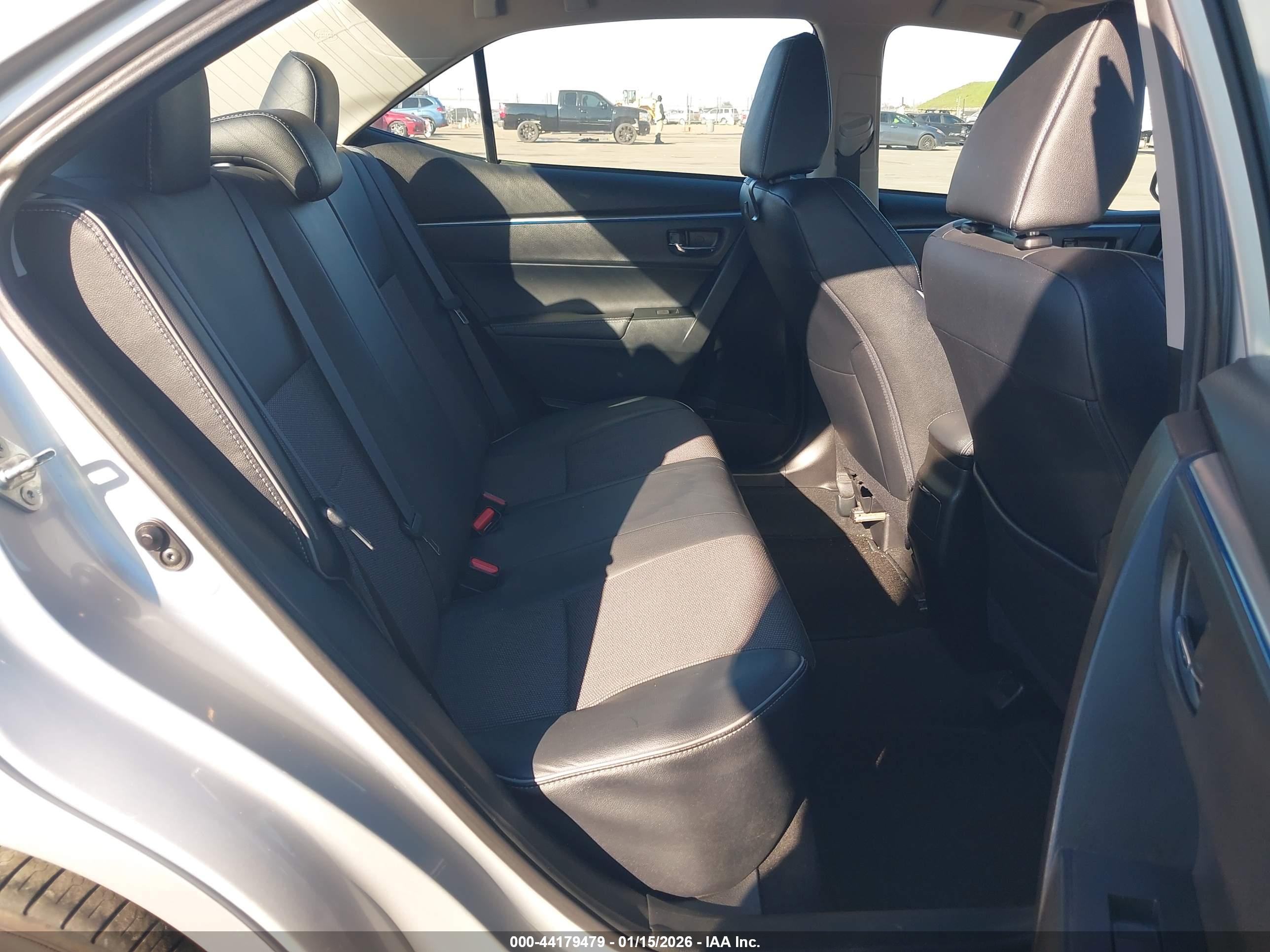 TOYOTA COROLLA image 8
