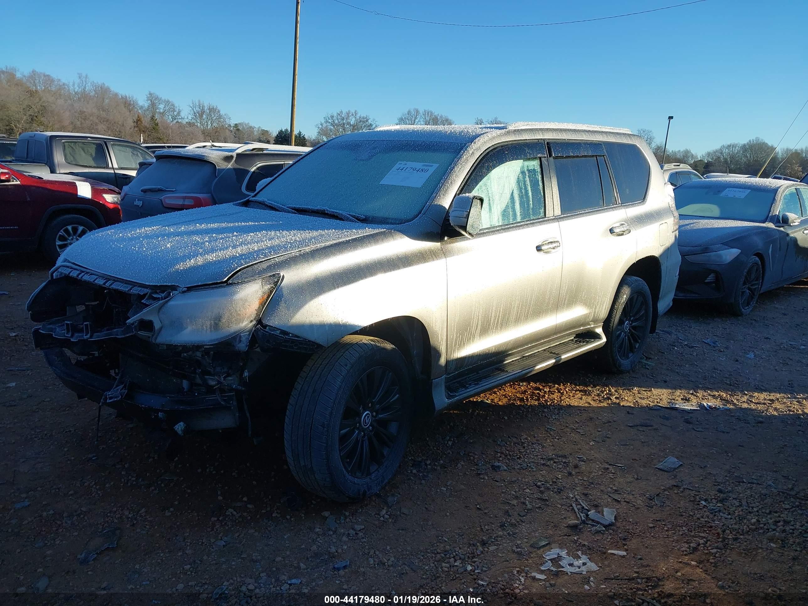 LEXUS GX image 2