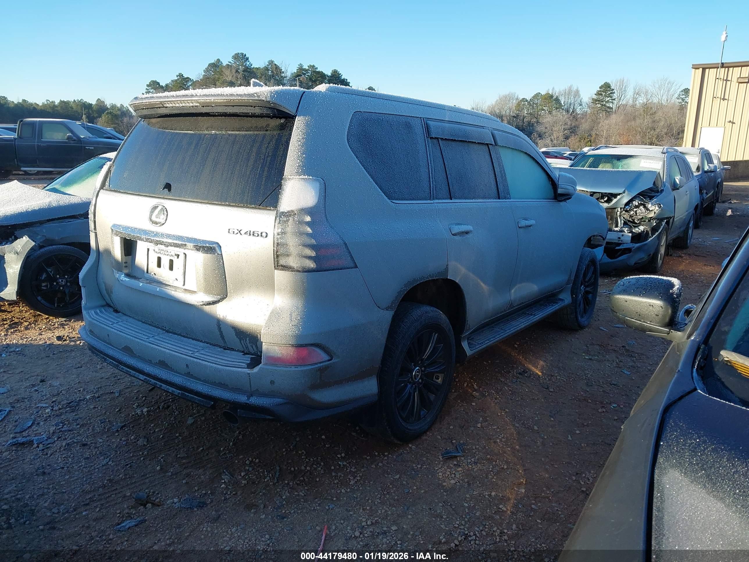 LEXUS GX image 4