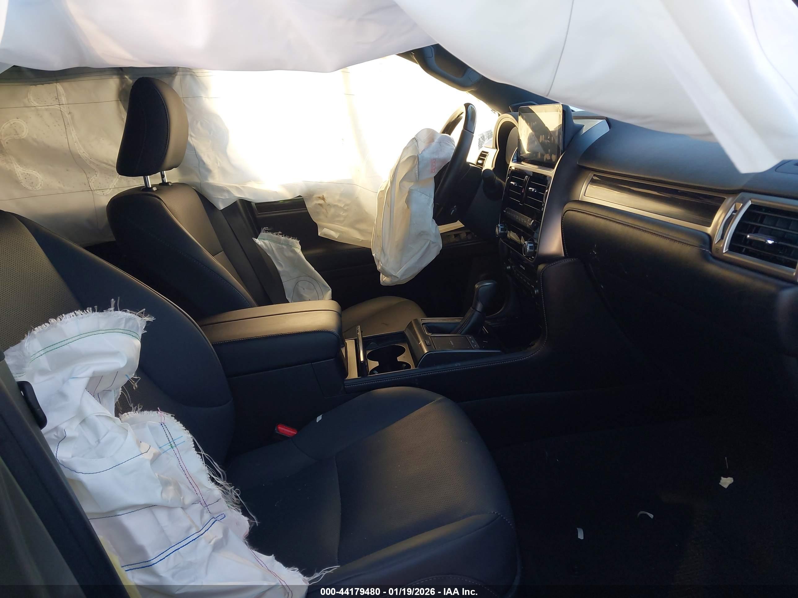 LEXUS GX image 5