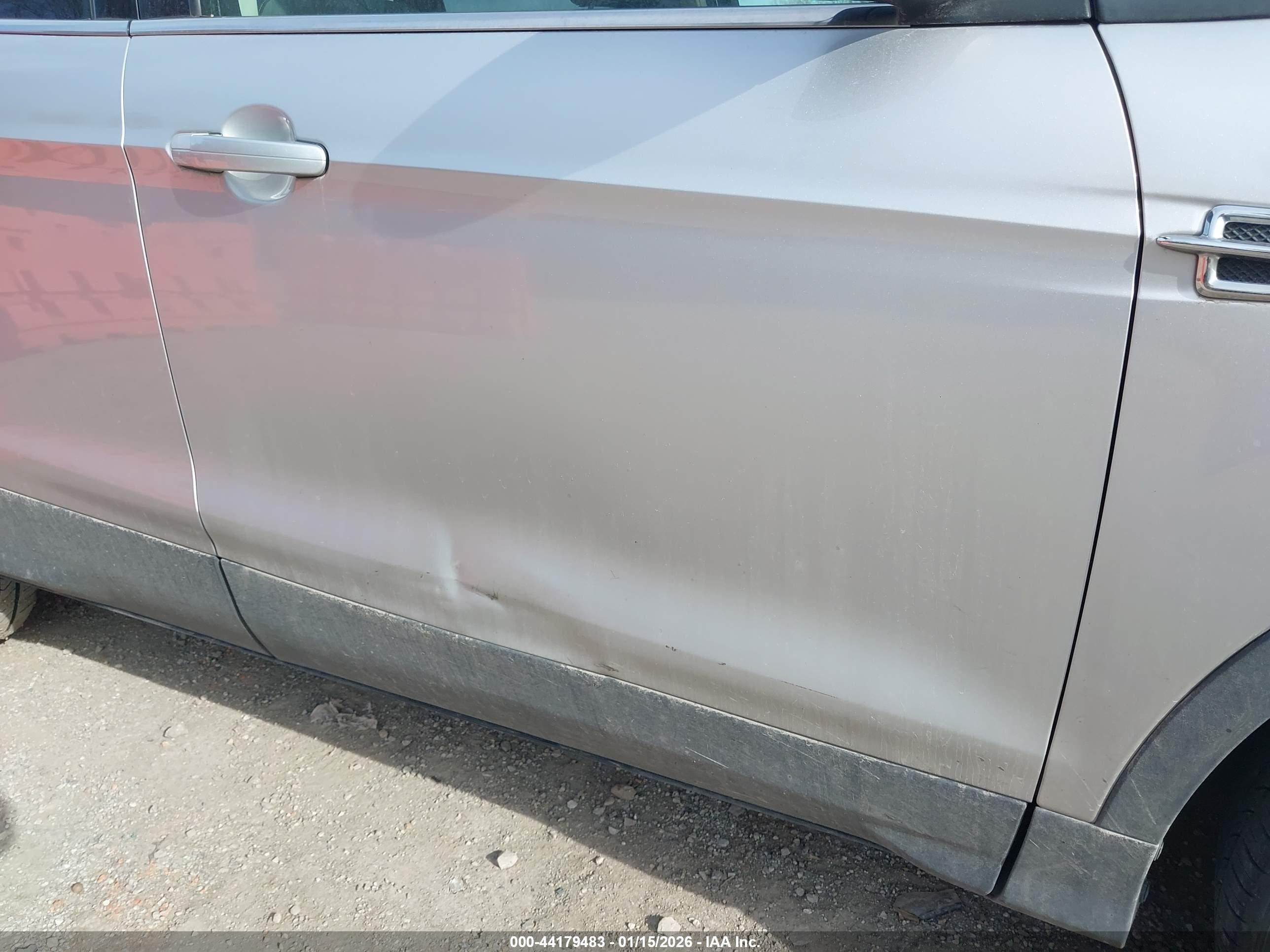 FORD ESCAPE image 6