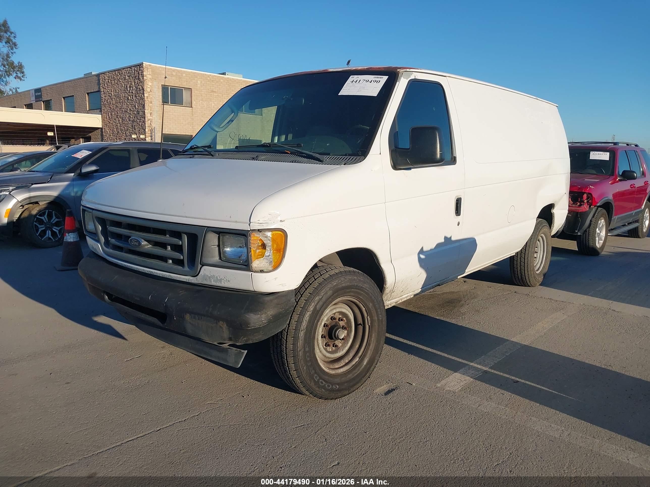 FORD E-250 image 2