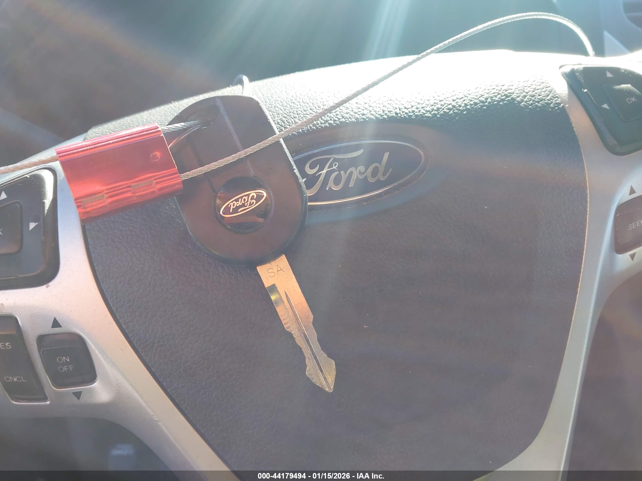 FORD EXPLORER image 11