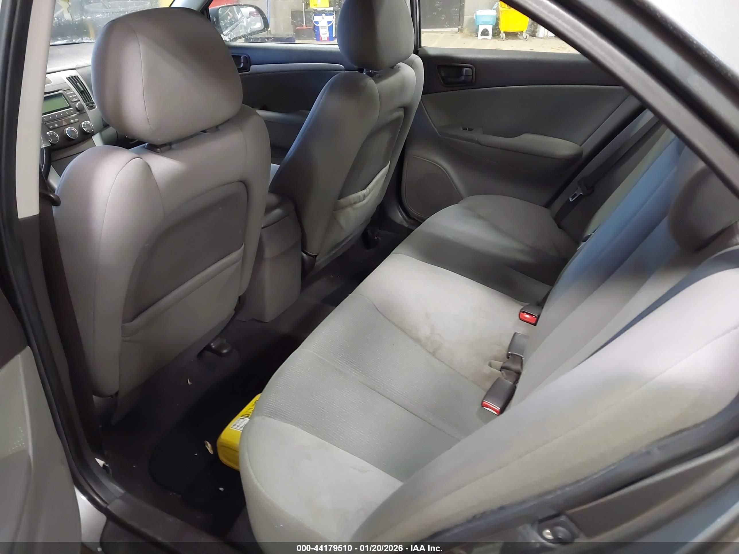 HYUNDAI SONATA image 8