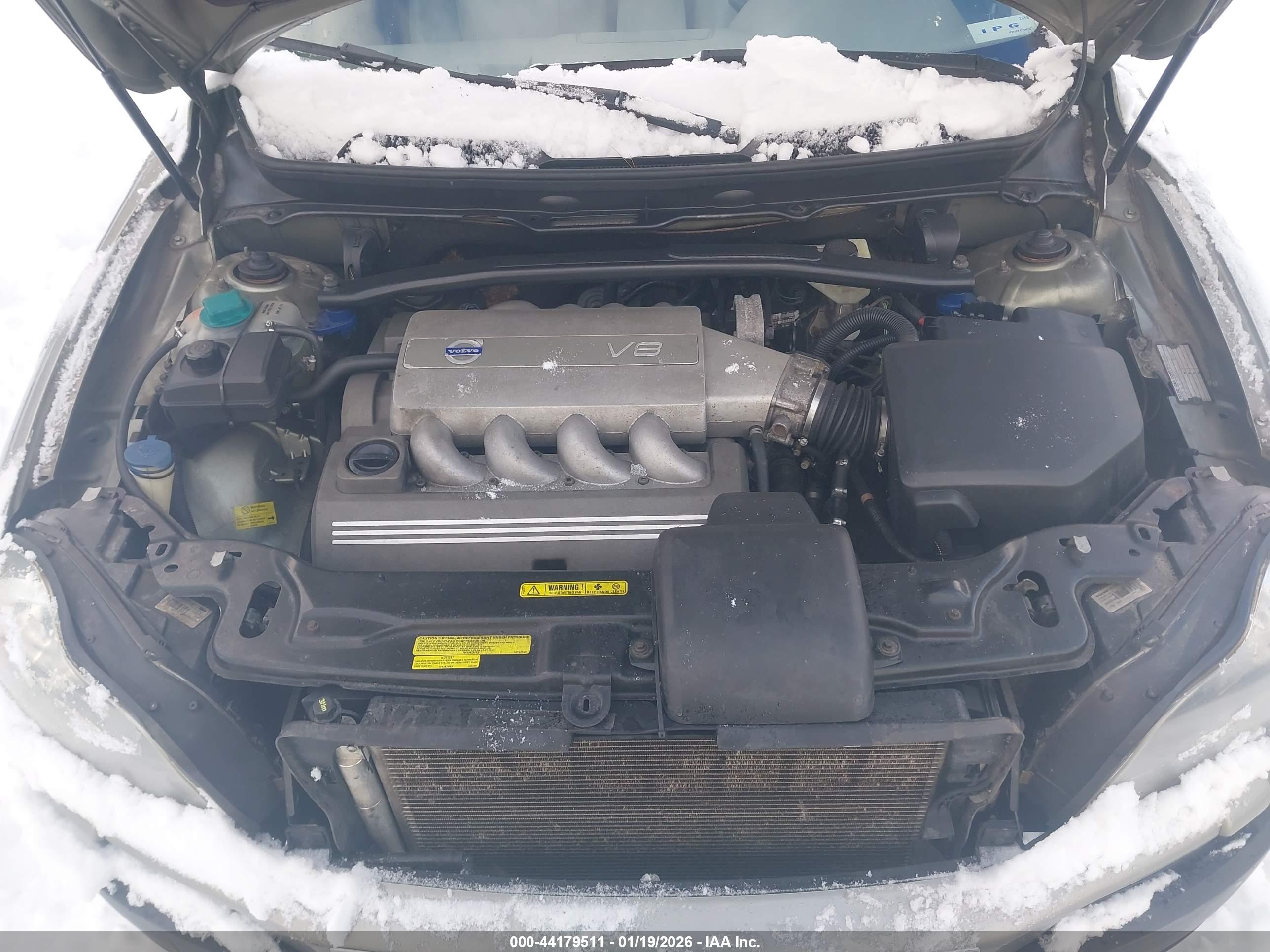 VOLVO XC90 image 10