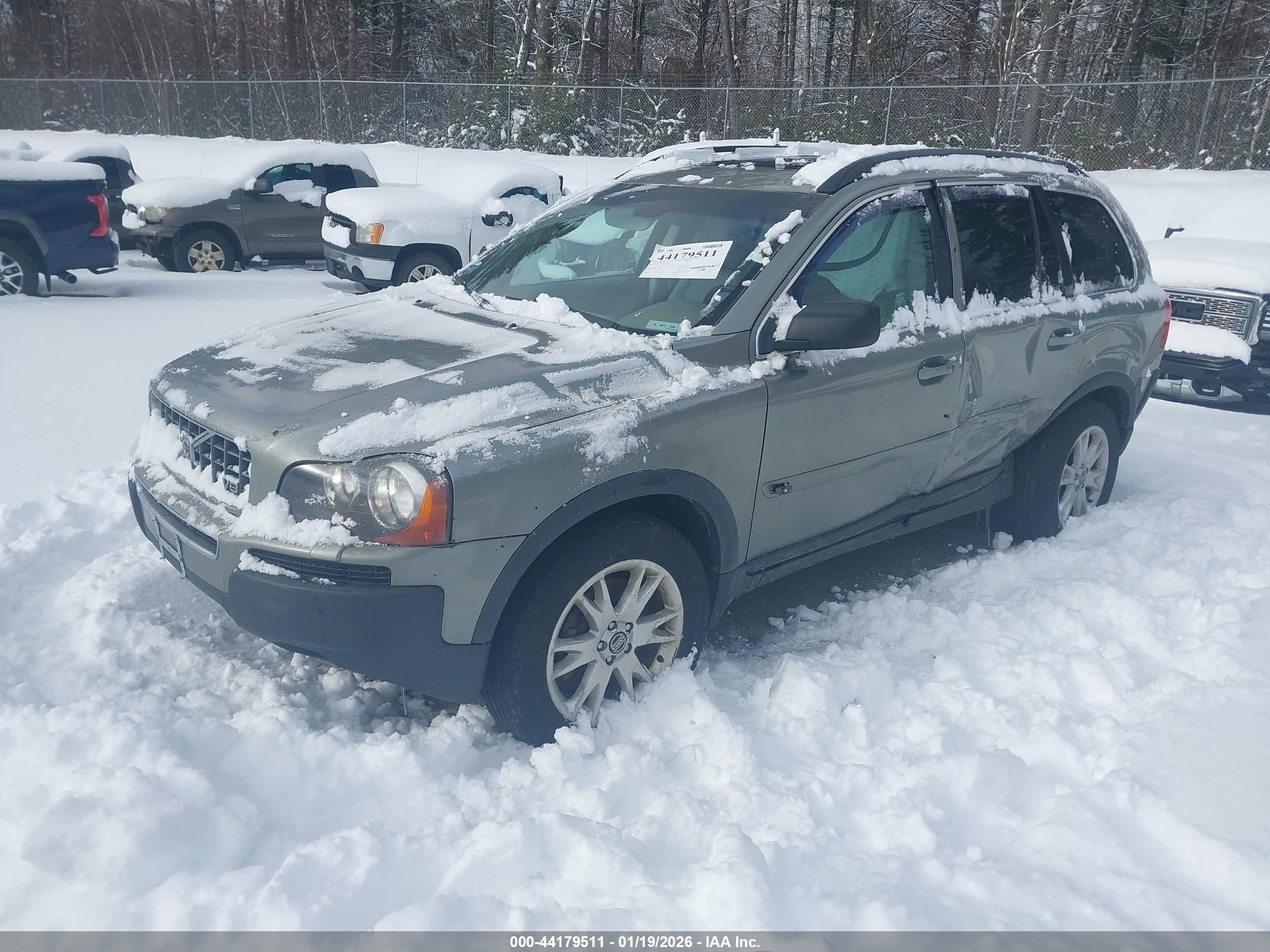 VOLVO XC90 image 2