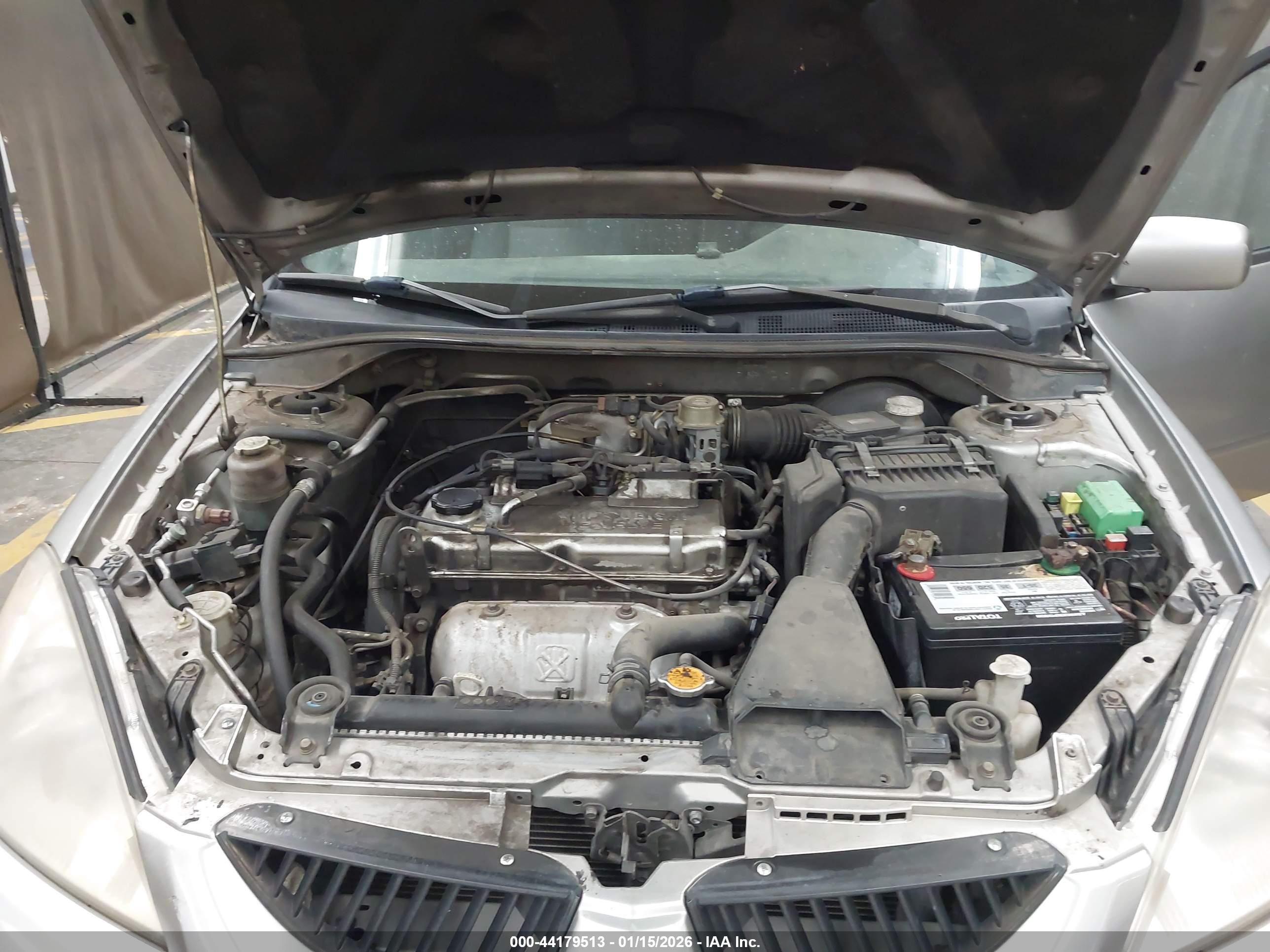 MITSUBISHI LANCER image 10