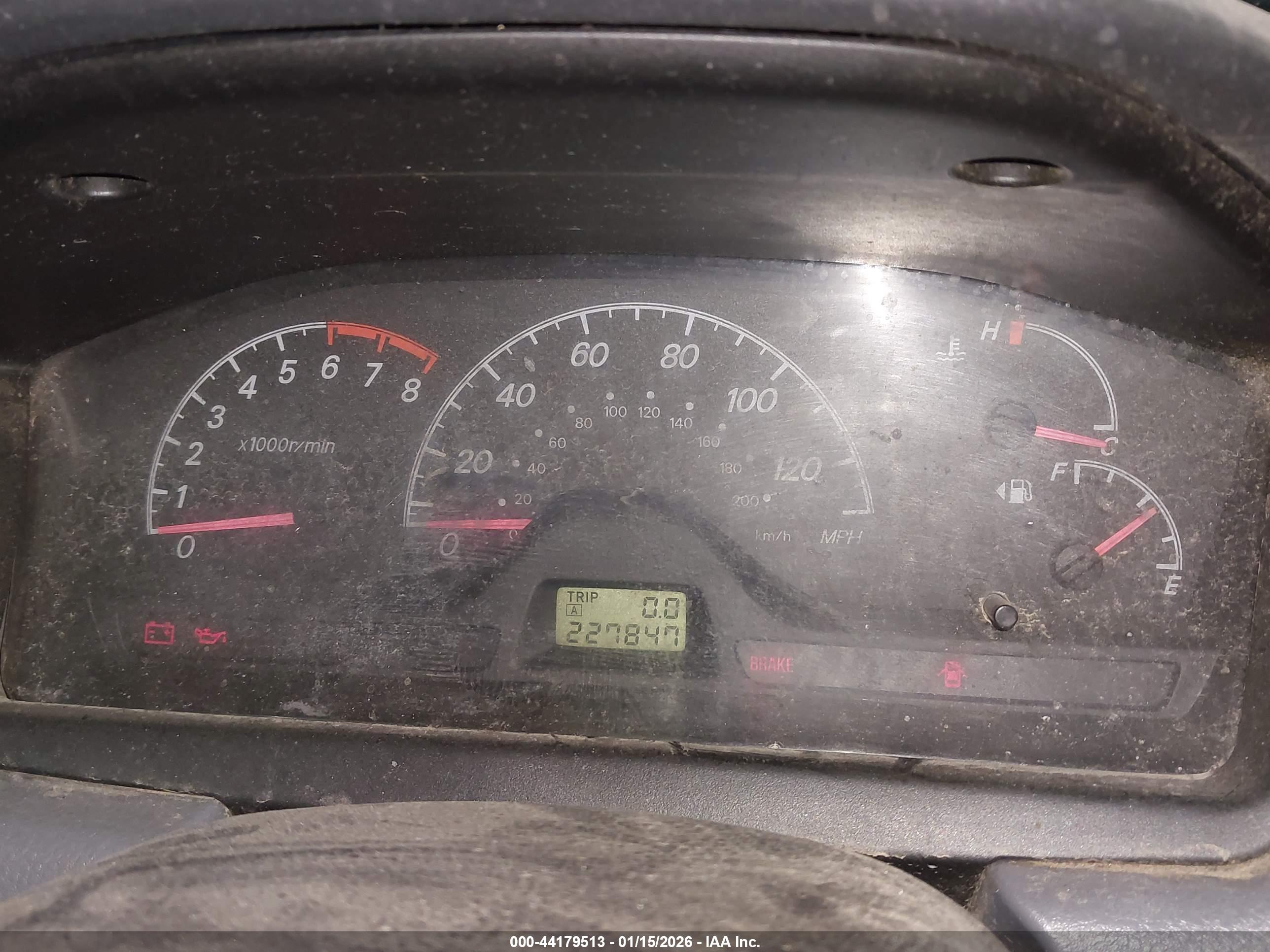 MITSUBISHI LANCER image 7