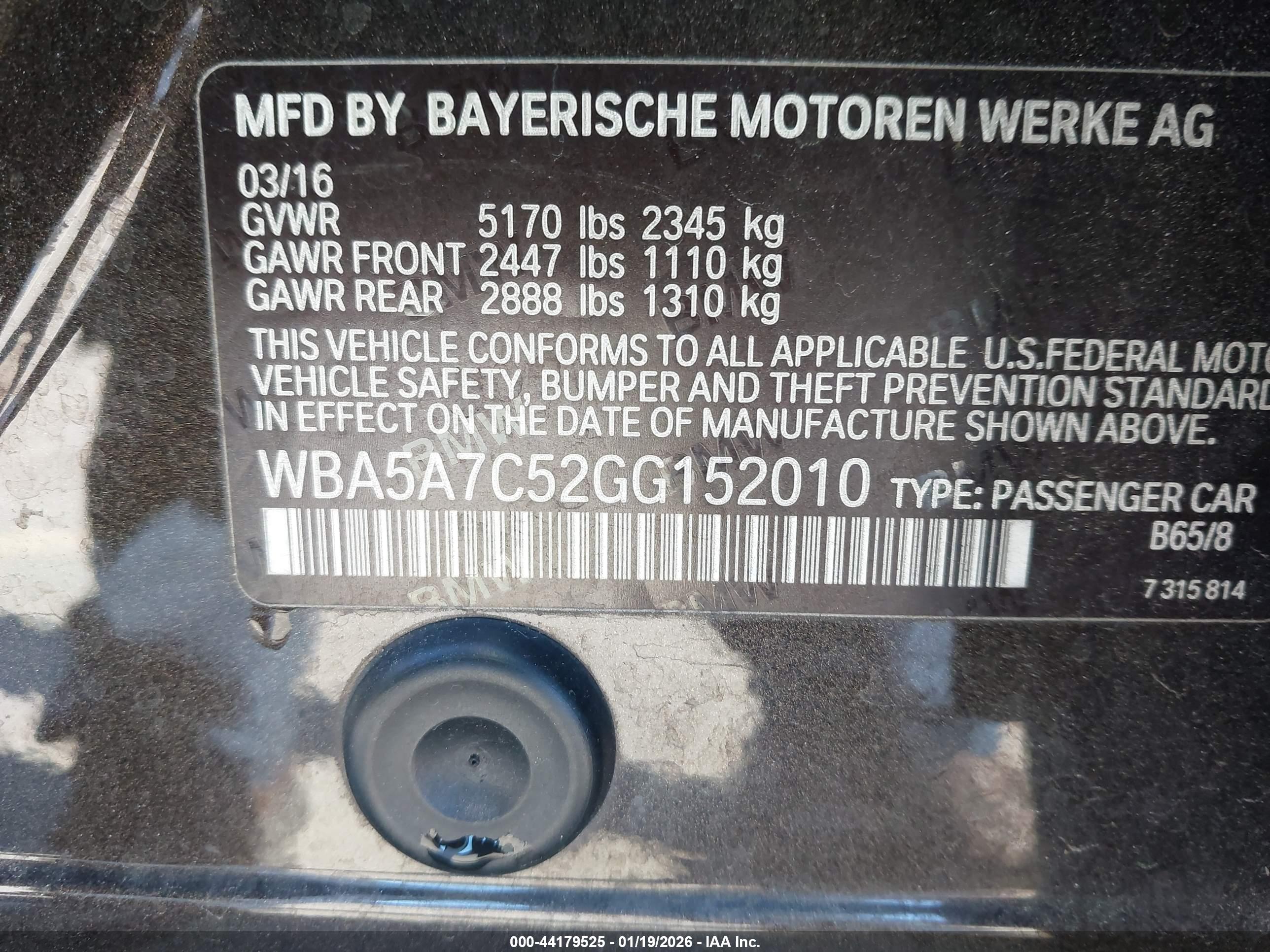 BMW 528I image 9