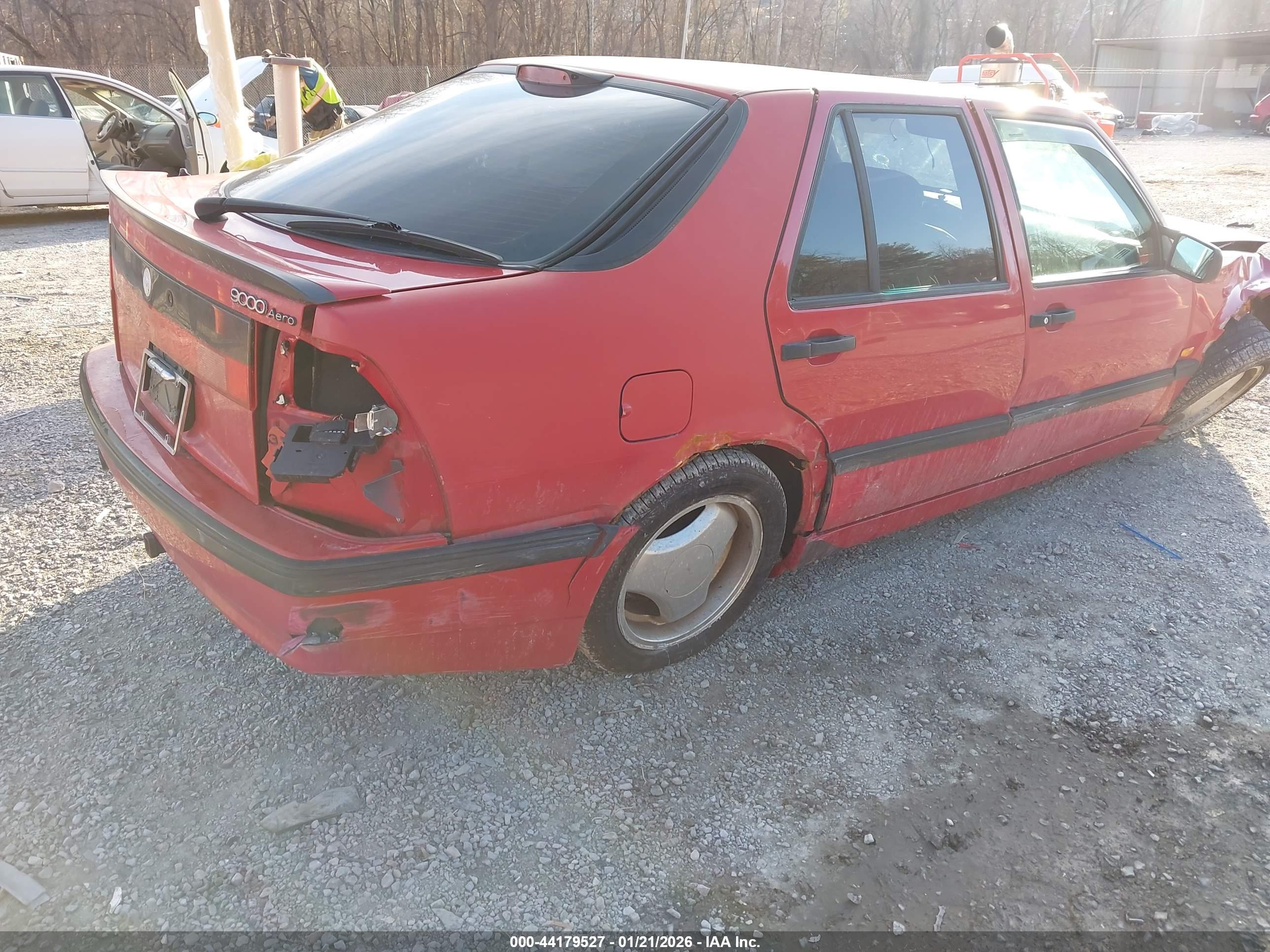 SAAB 9000 image 4