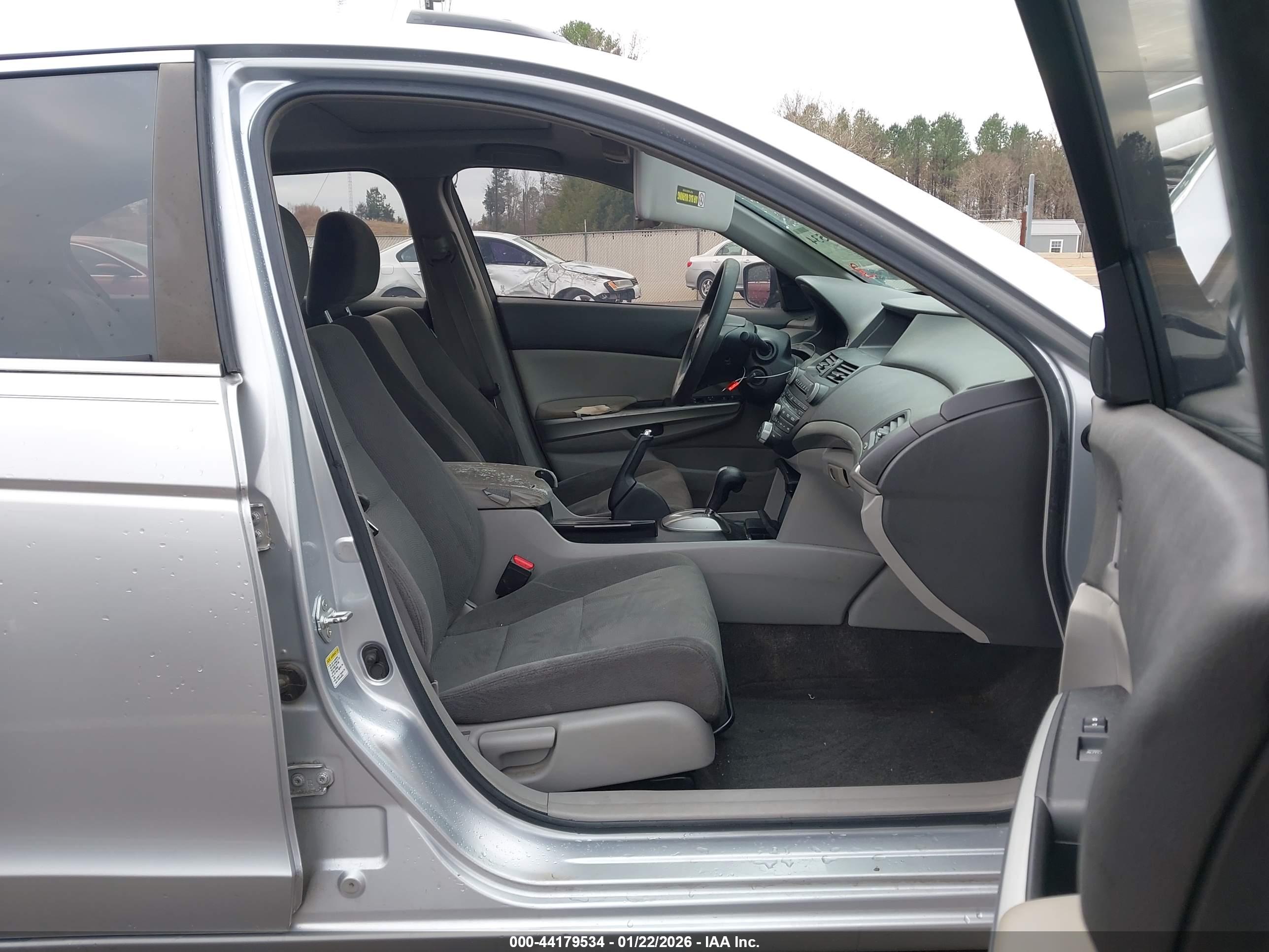 HONDA ACCORD image 5