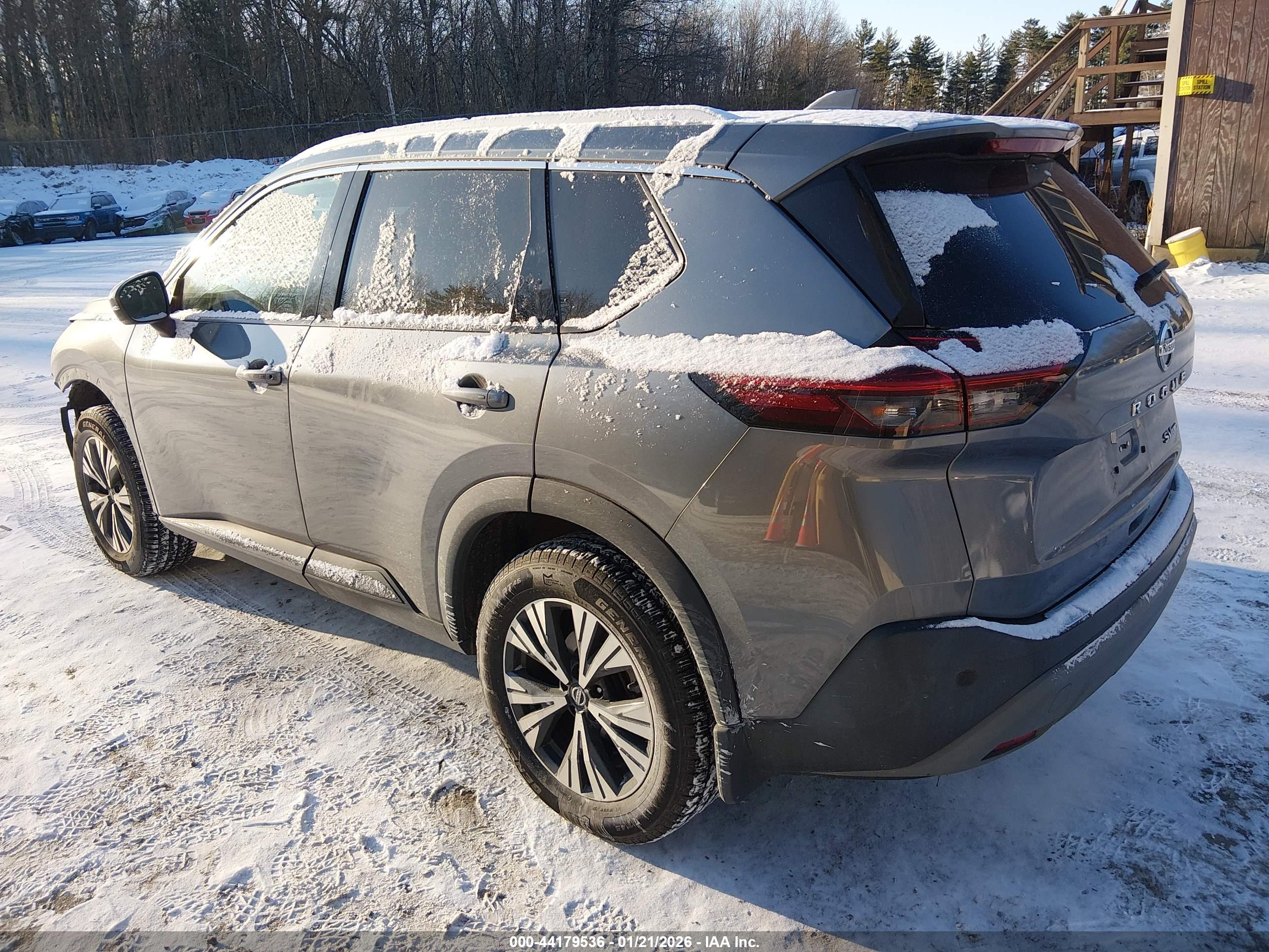 NISSAN ROGUE image 3
