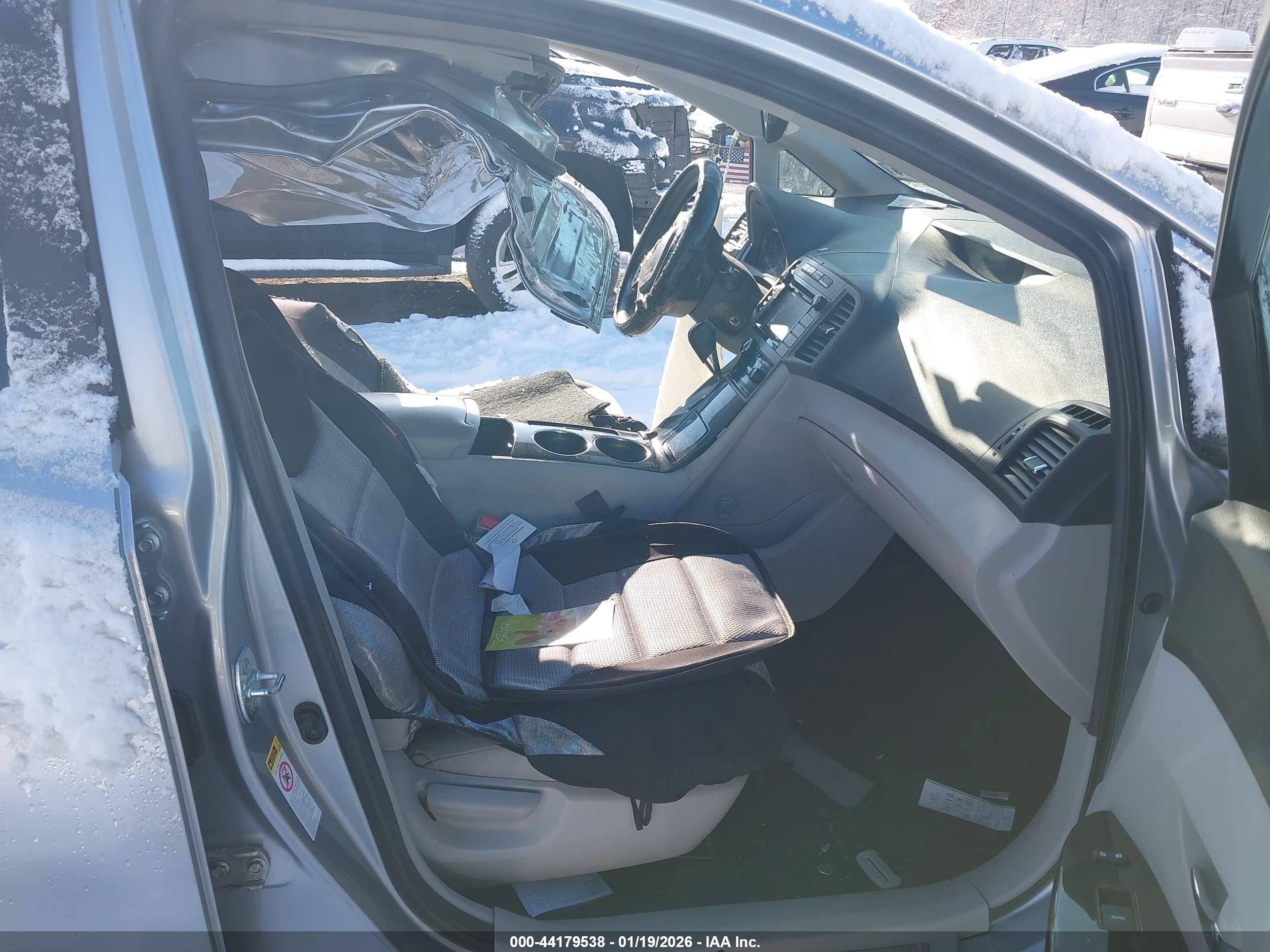TOYOTA VENZA image 5
