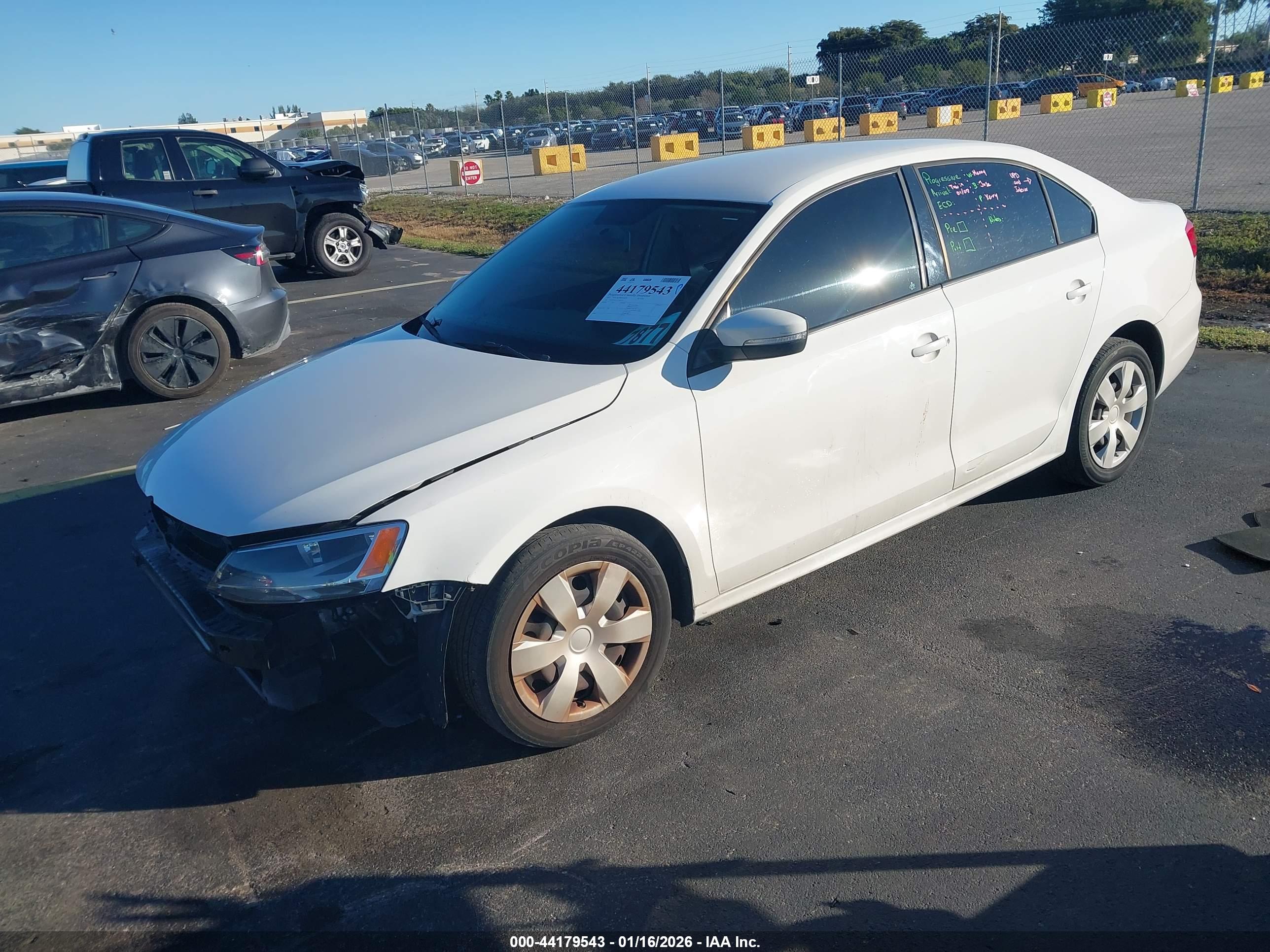 VOLKSWAGEN JETTA image 2