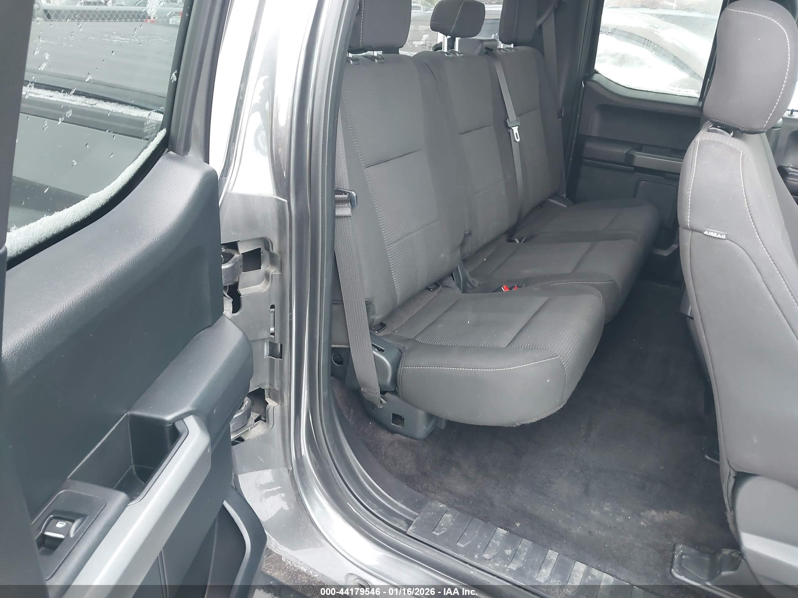 FORD F-150 image 8