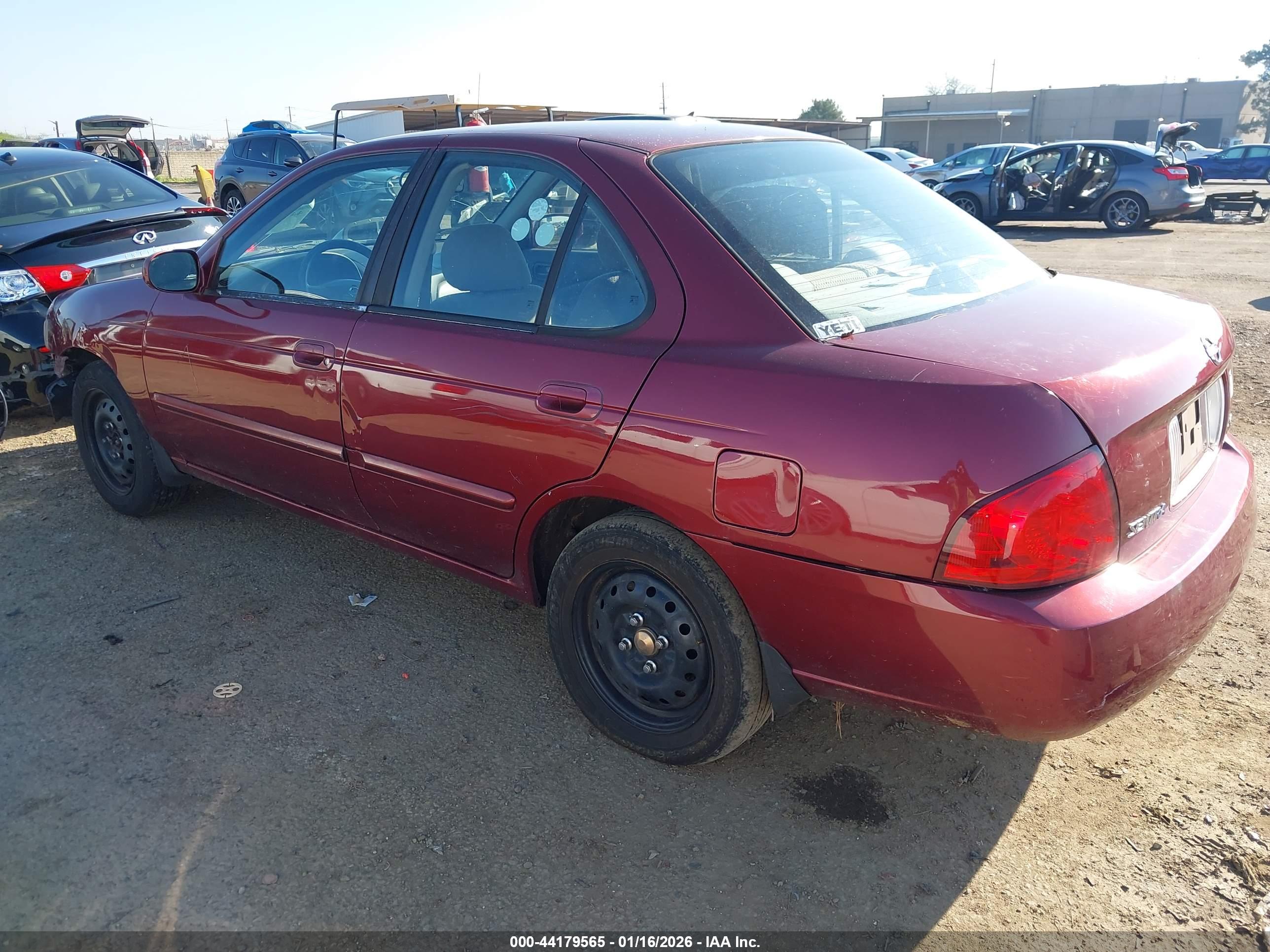 NISSAN SENTRA image 3