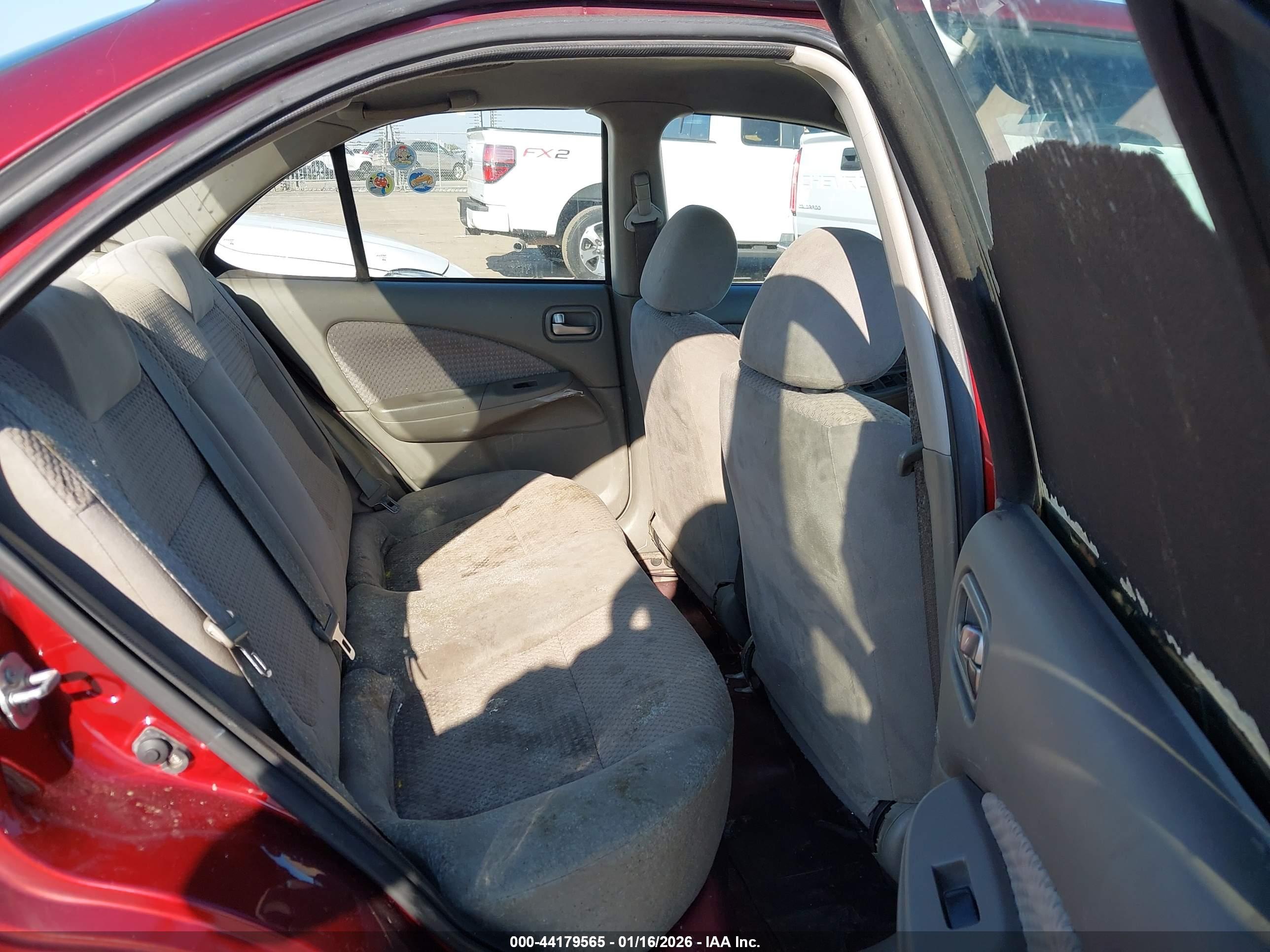 NISSAN SENTRA image 8