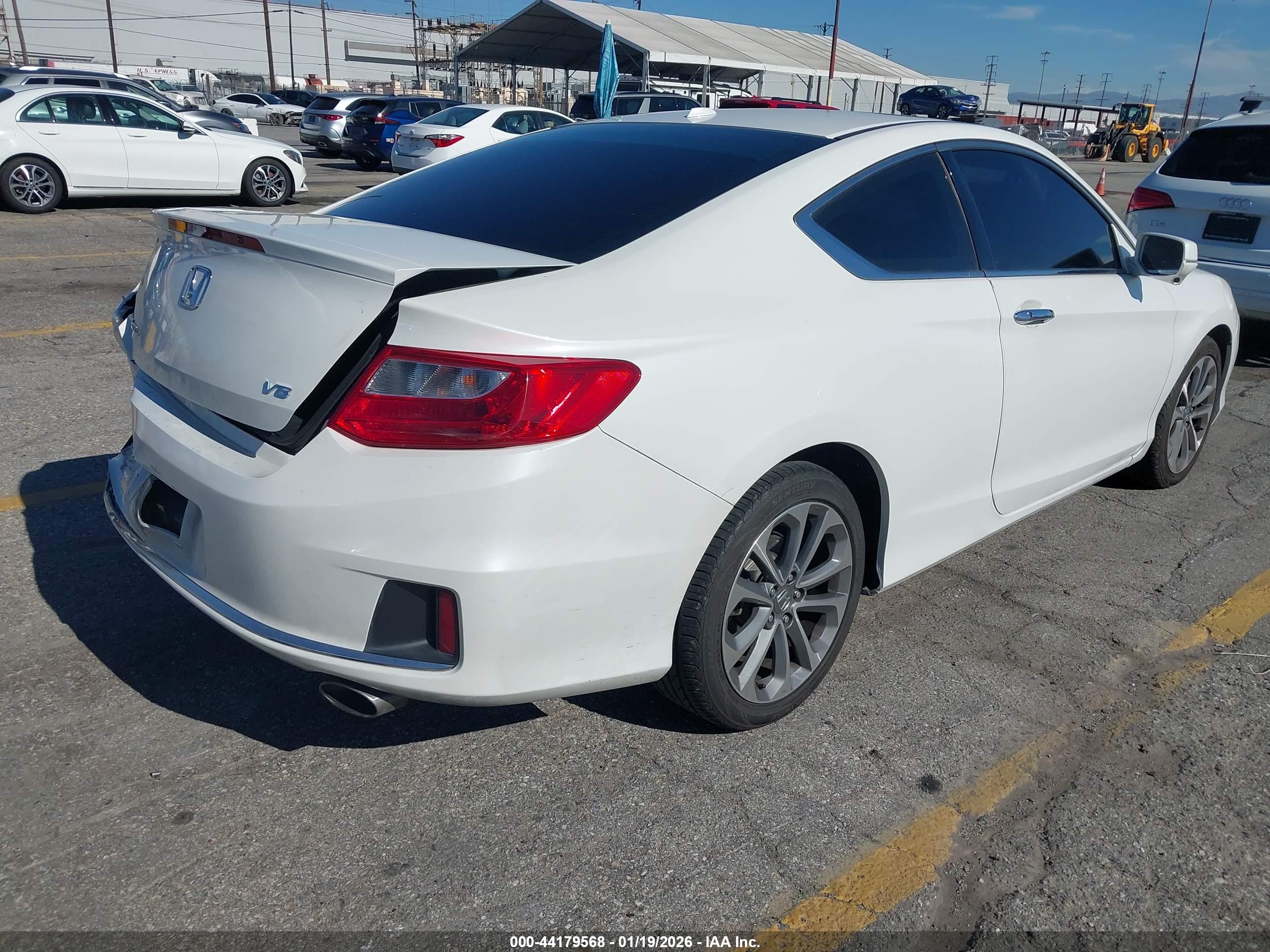 HONDA ACCORD image 4