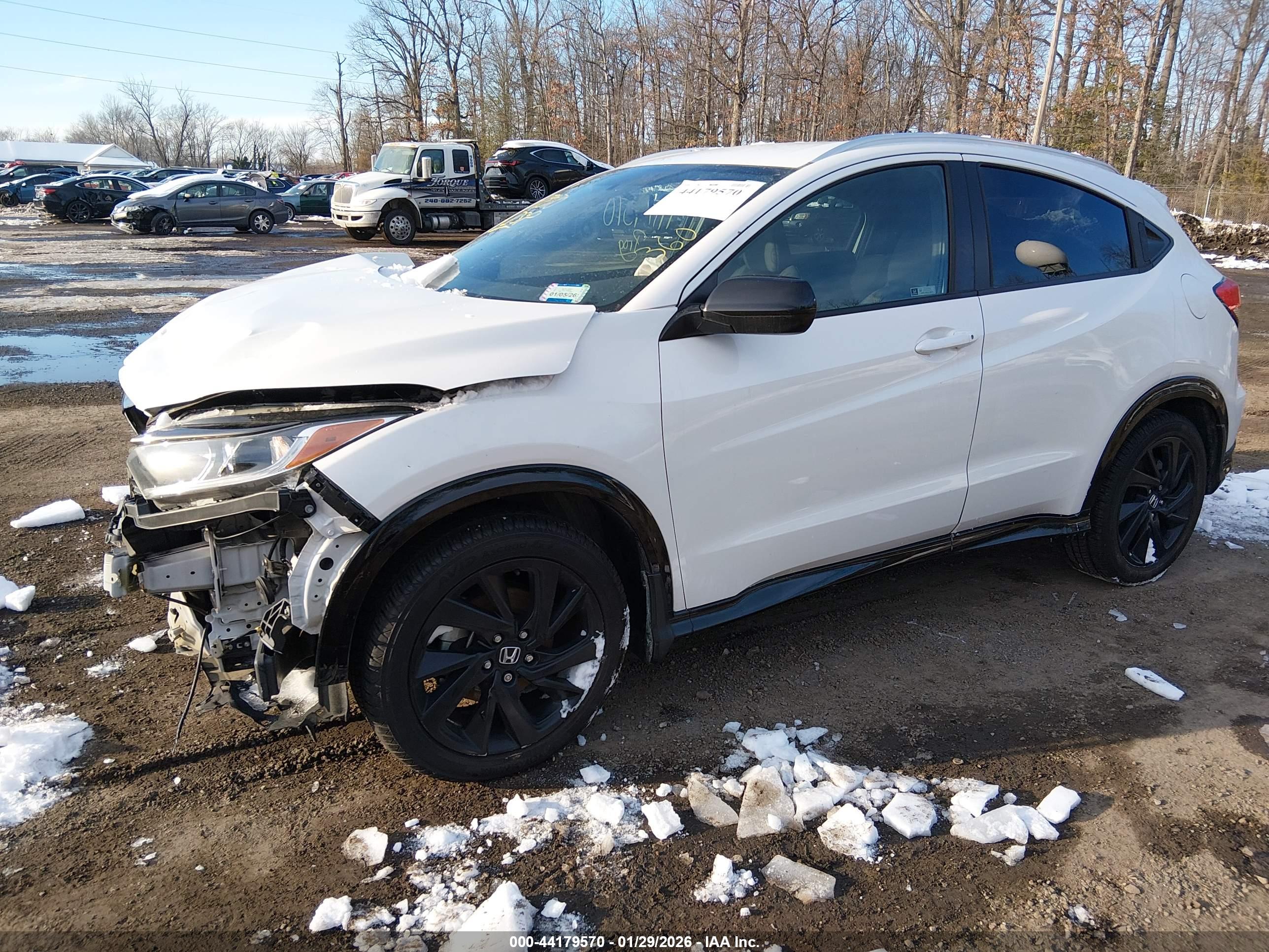 HONDA HR-V image 2