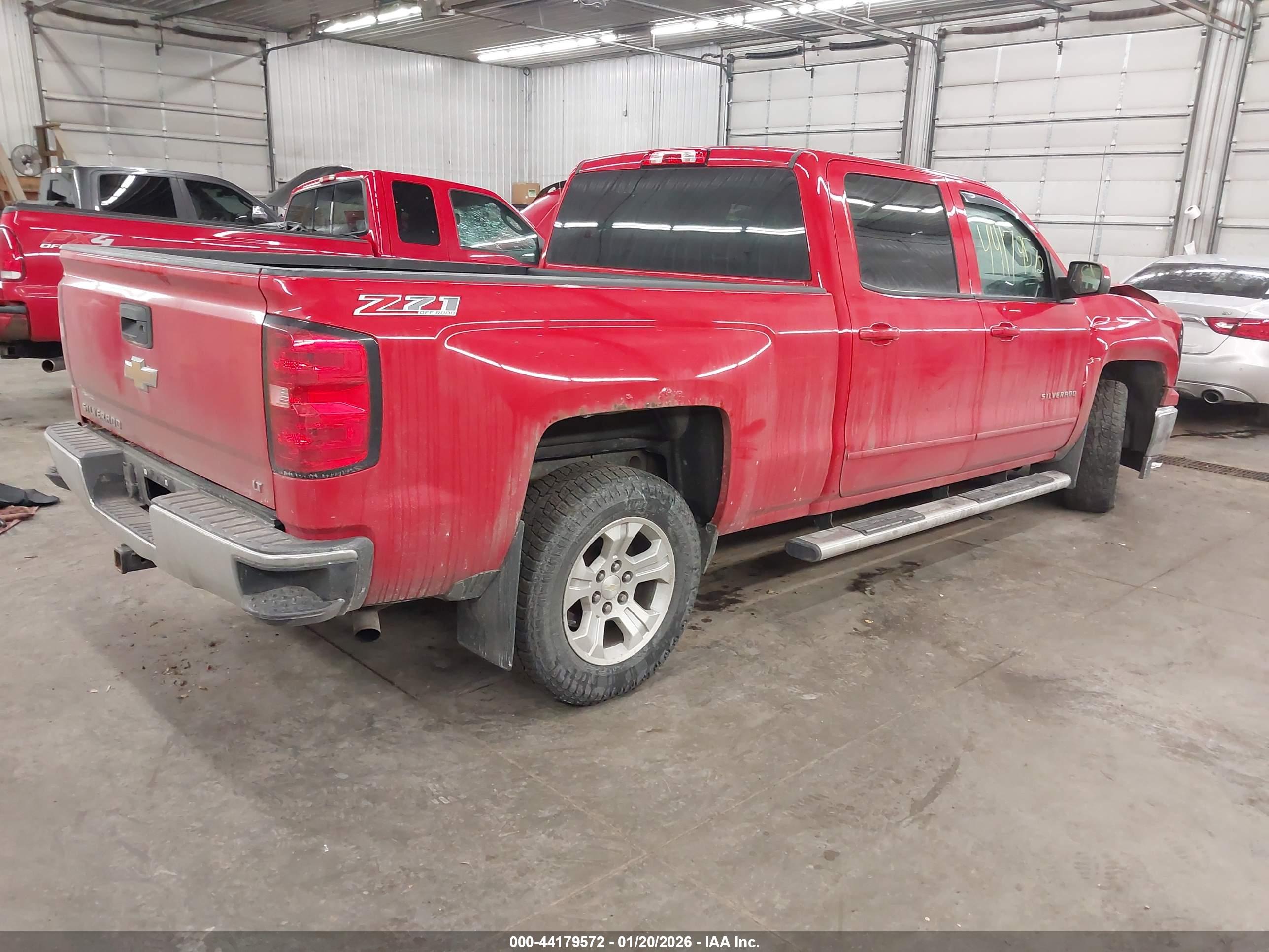 CHEVROLET SILVERADO image 4