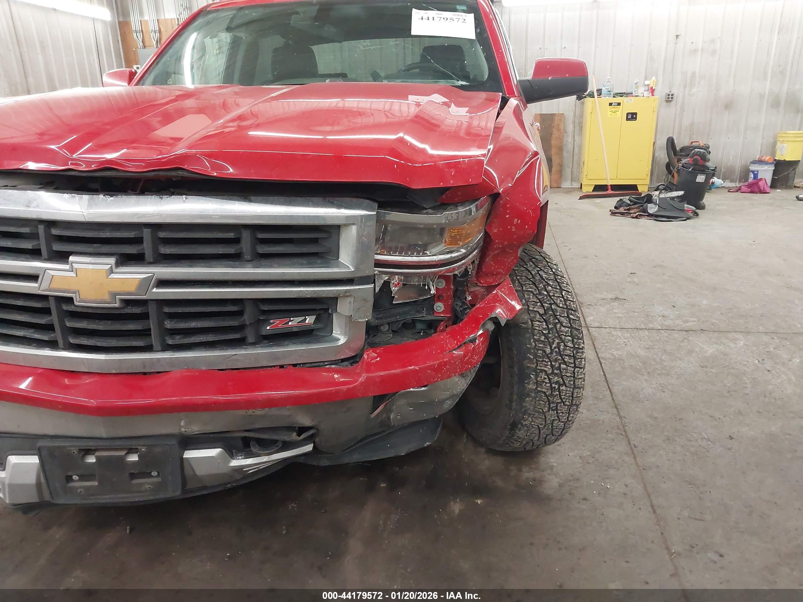 CHEVROLET SILVERADO image 6