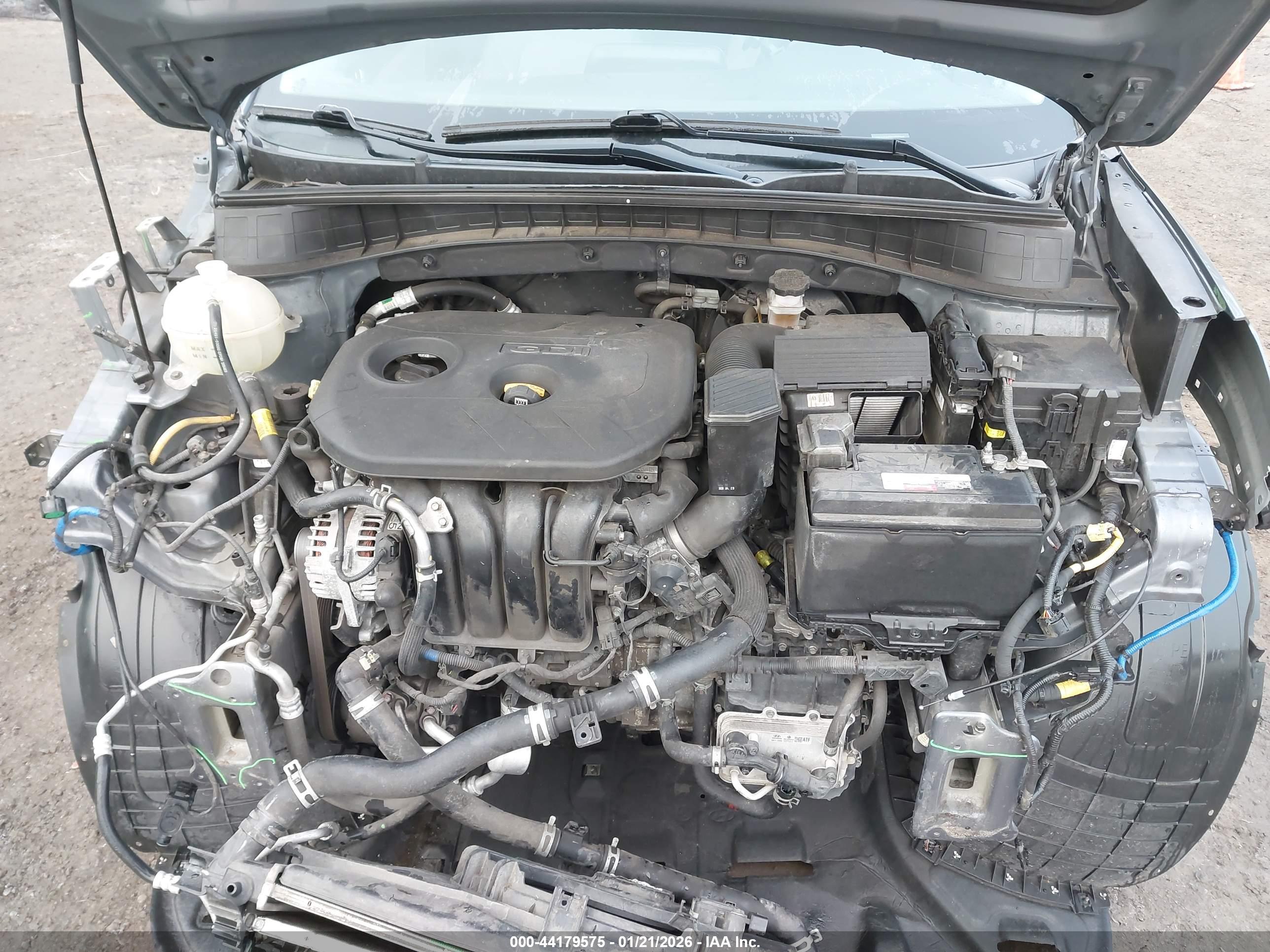HYUNDAI TUCSON image 10