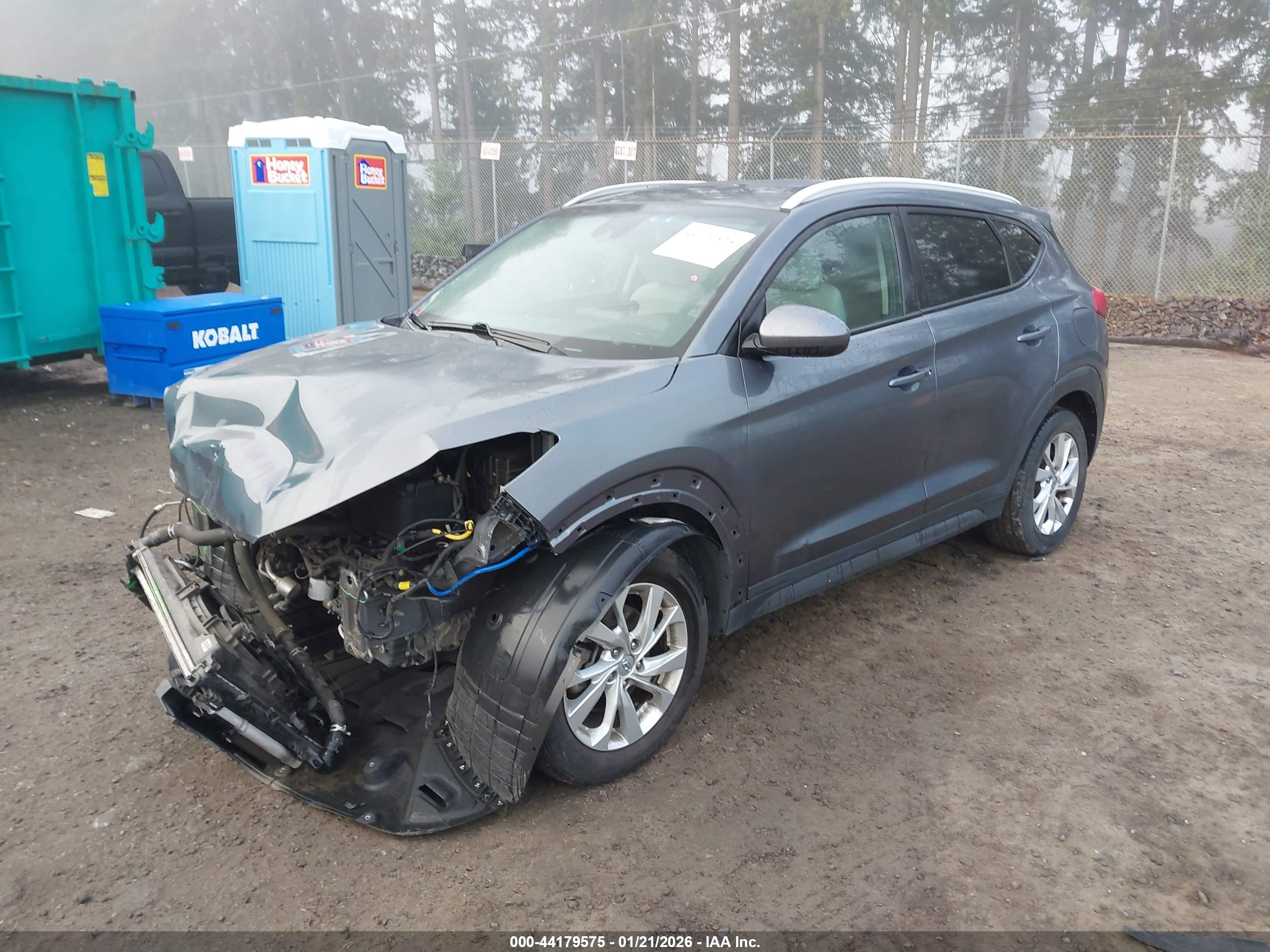 HYUNDAI TUCSON image 2