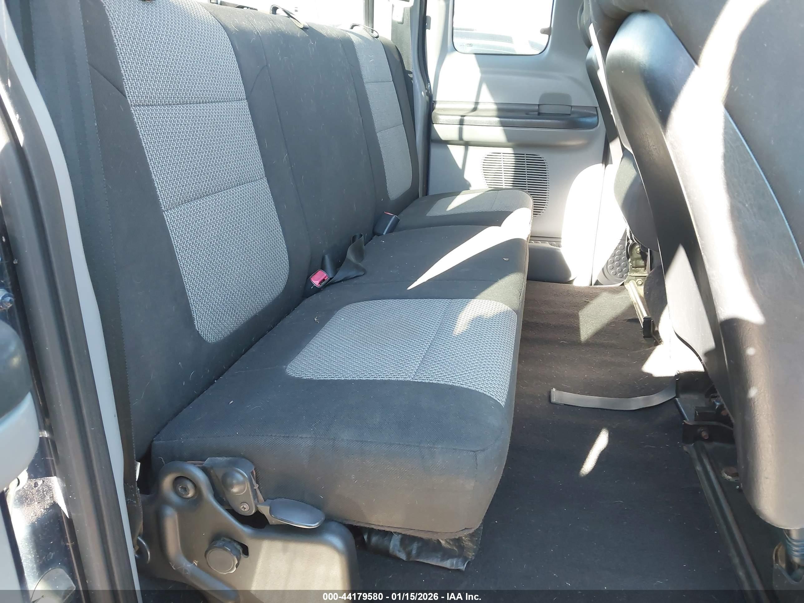 FORD F-250 image 8