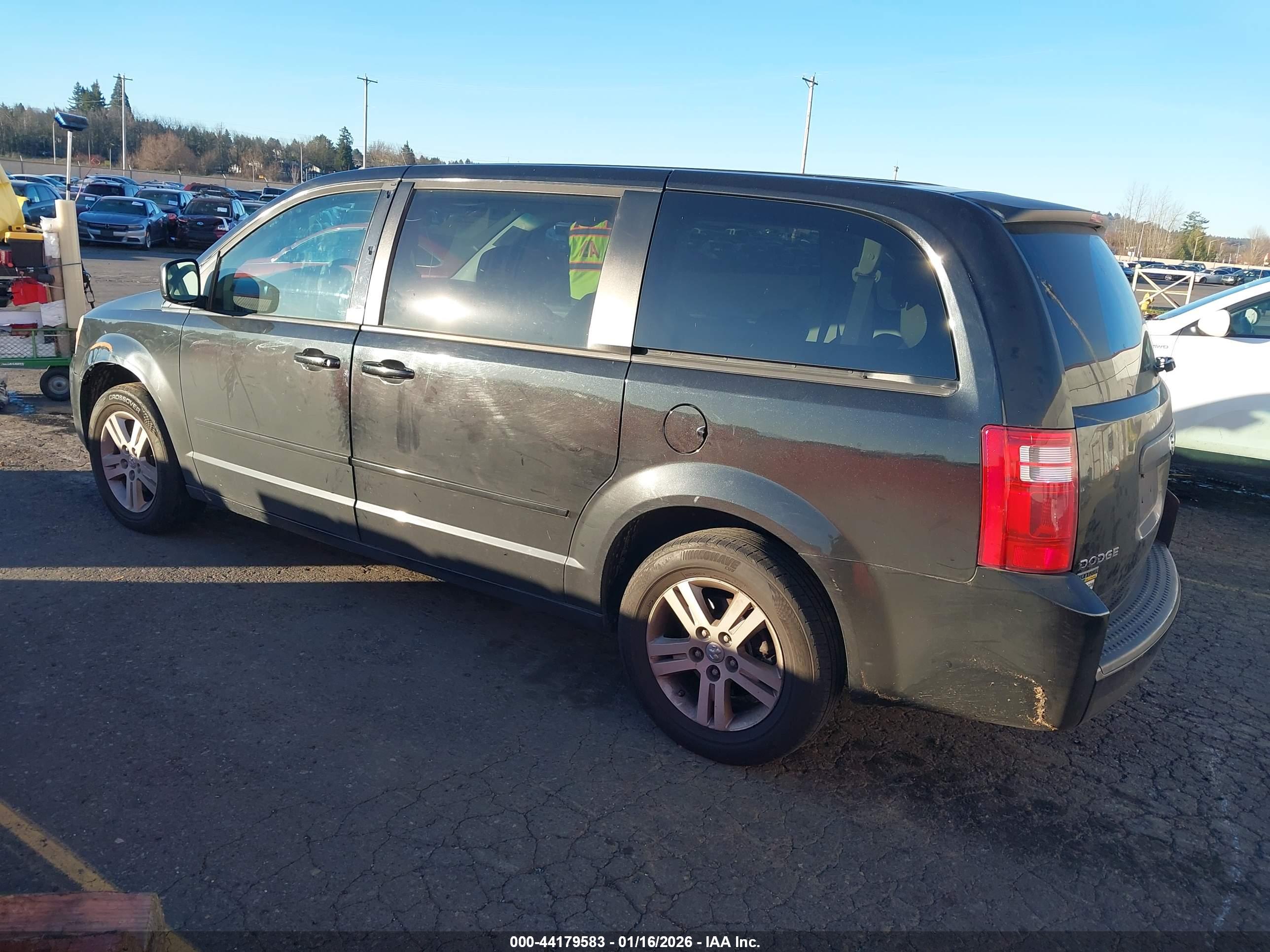 DODGE GRAND image 3