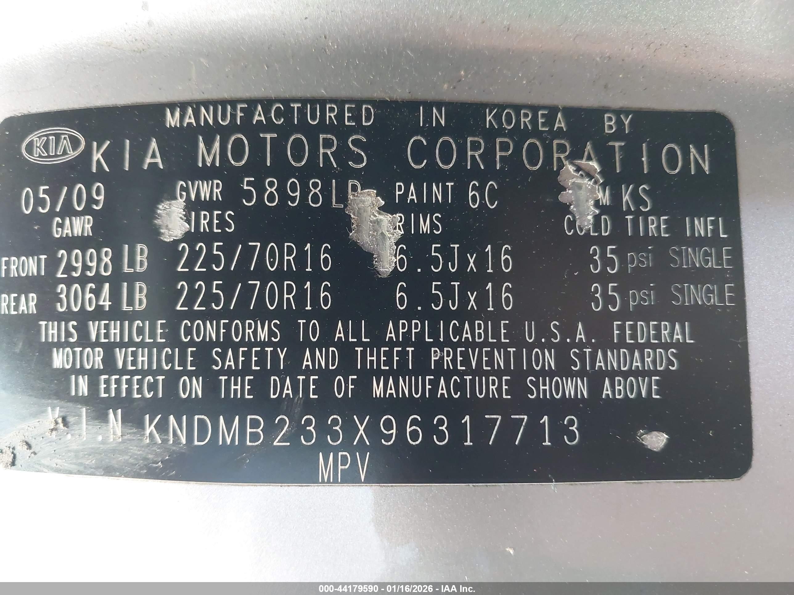 KIA SEDONA image 9