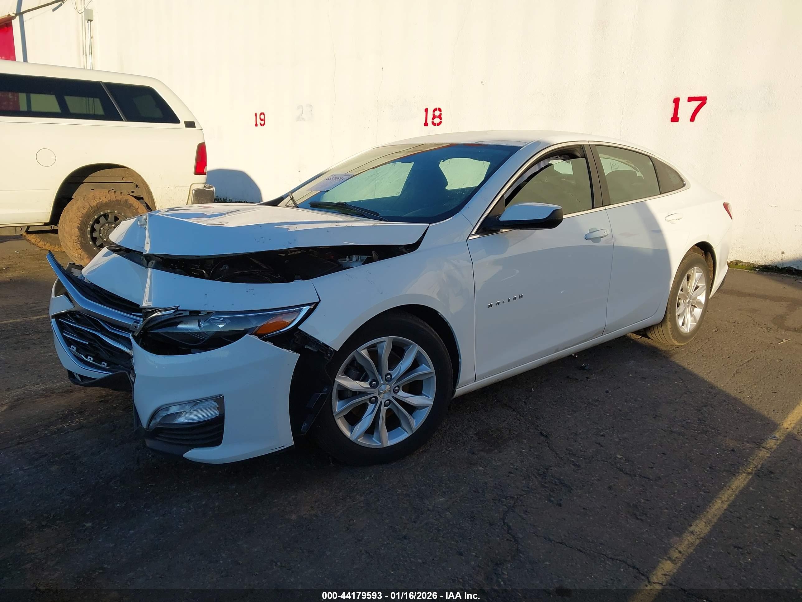 CHEVROLET MALIBU image 2