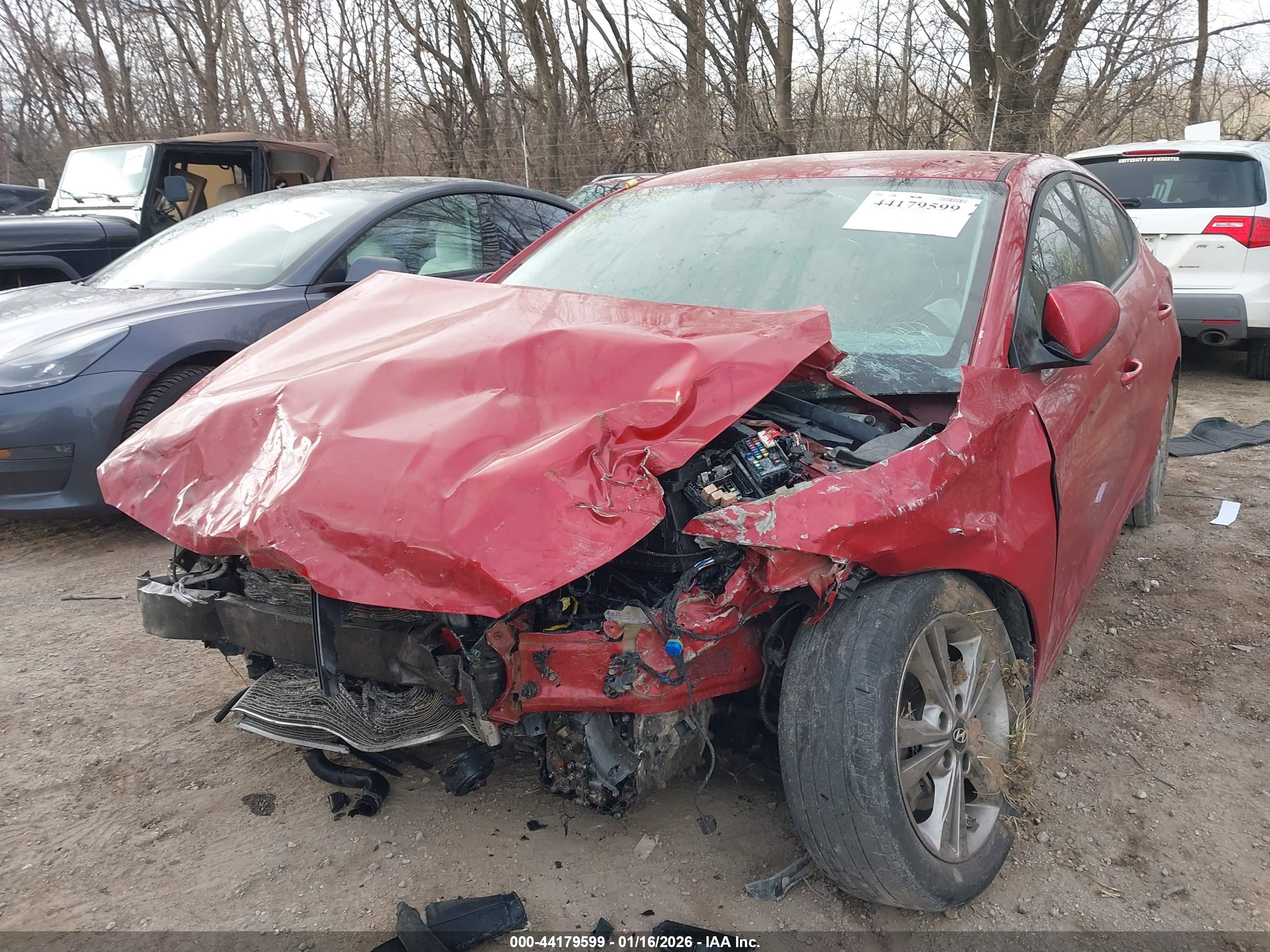 HYUNDAI ELANTRA image 6