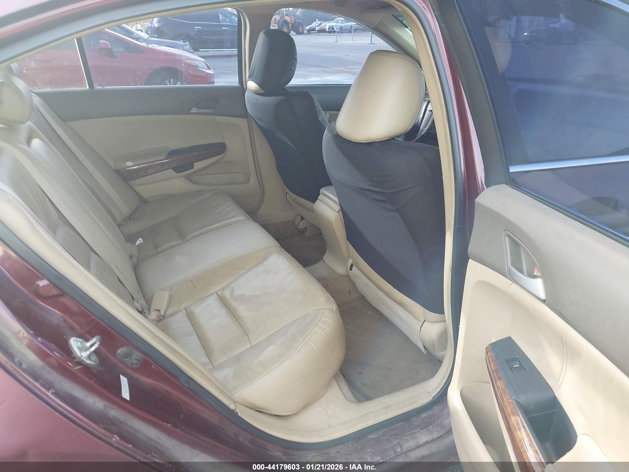 HONDA ACCORD image 8