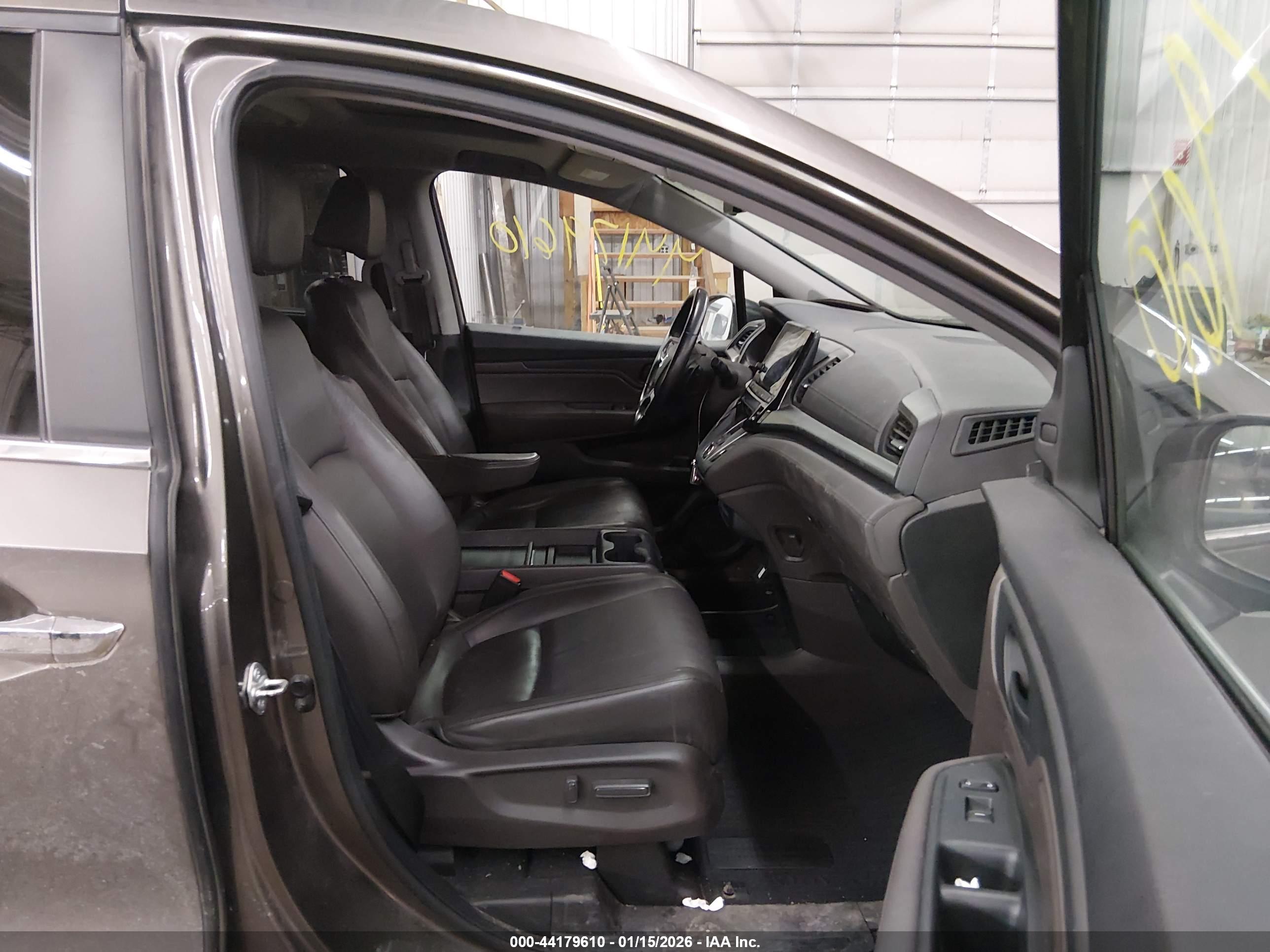 HONDA ODYSSEY image 5