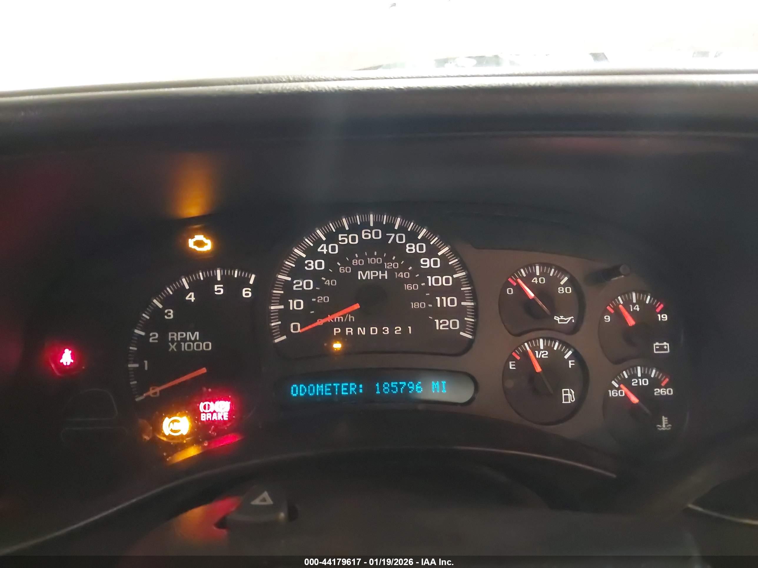 CHEVROLET SILVERADO image 7
