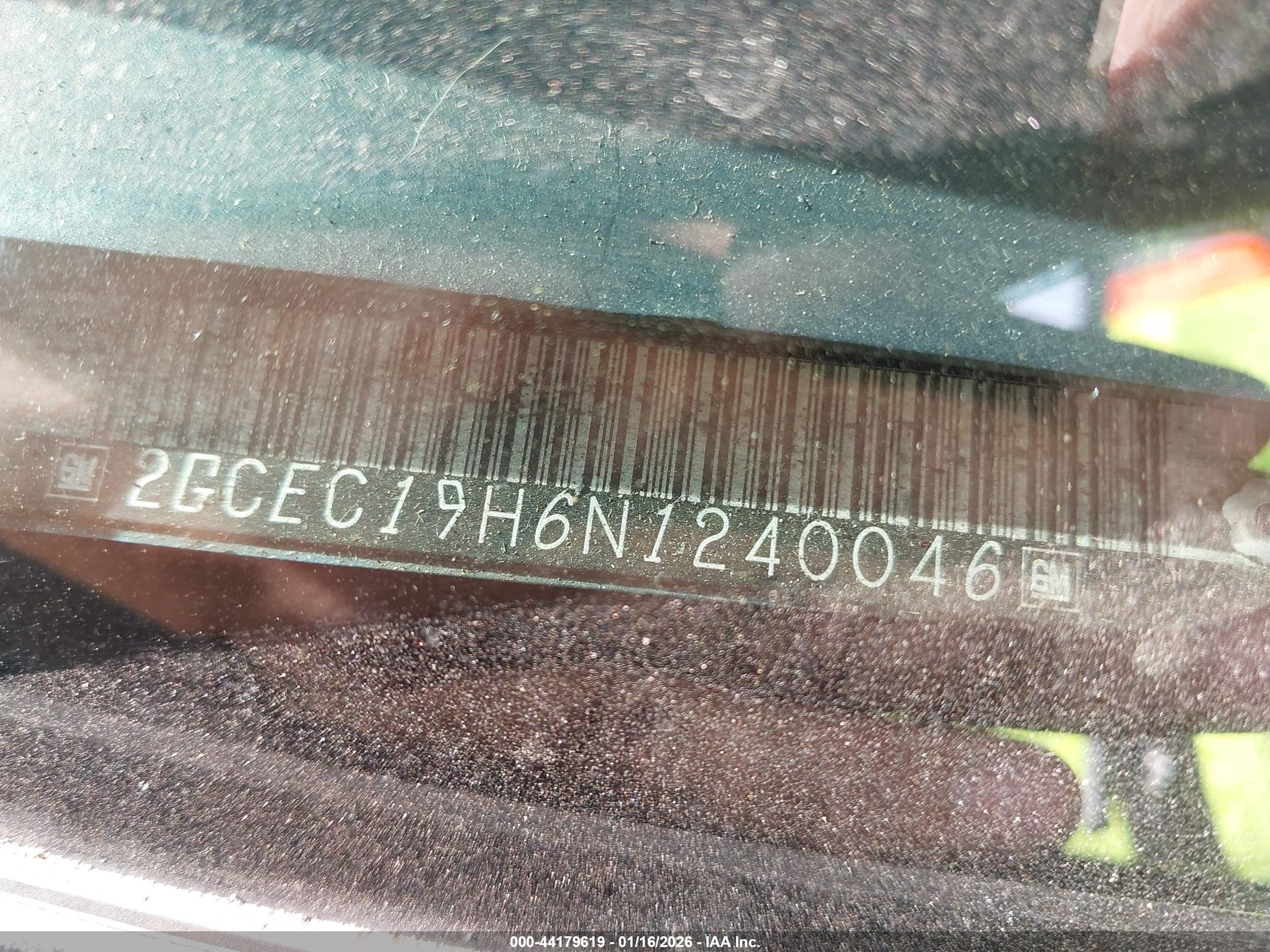 CHEVROLET GMT-400 image 9