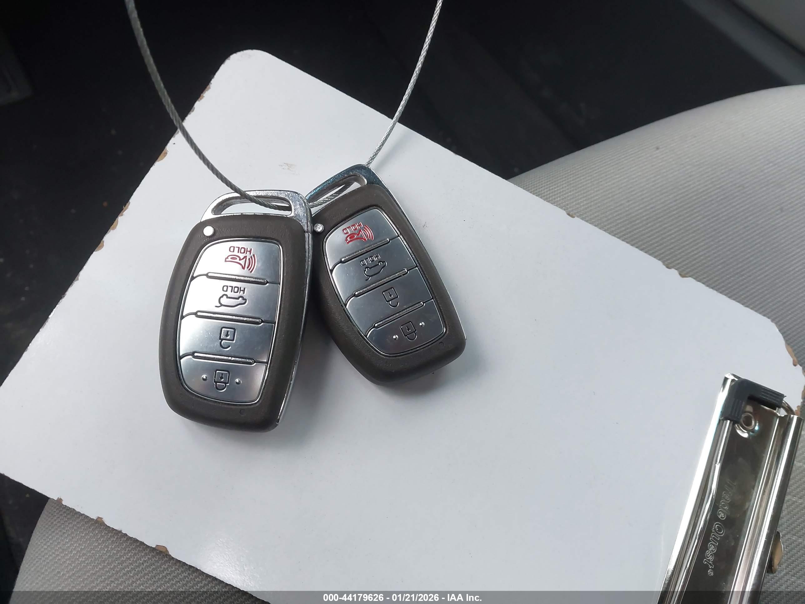 HYUNDAI IONIQ image 11
