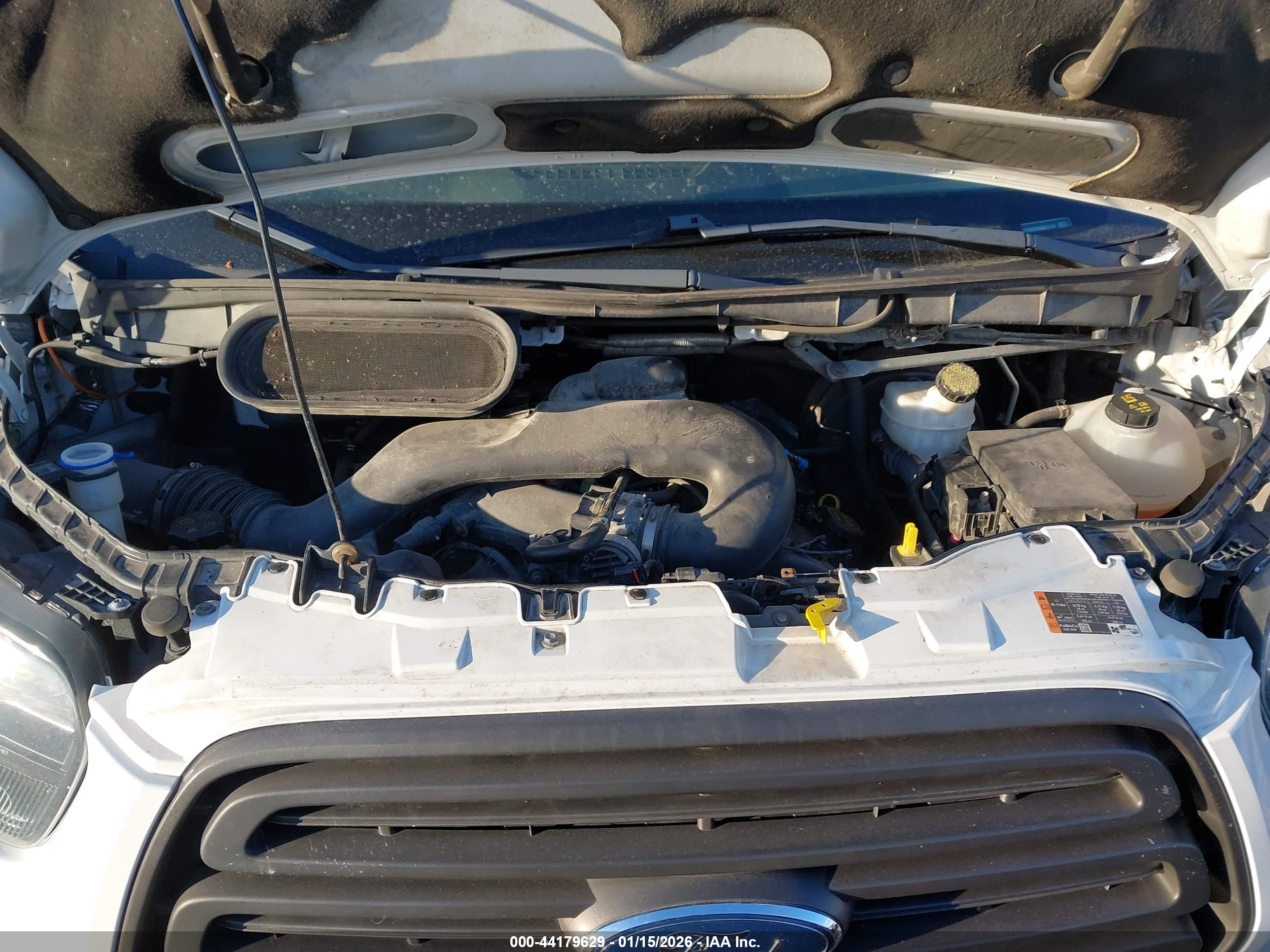 FORD TRANSIT-250 image 10