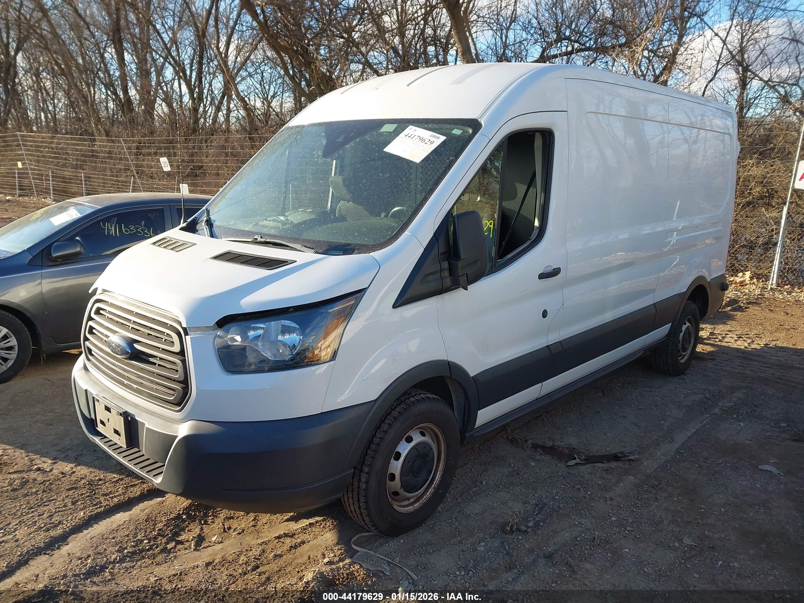 FORD TRANSIT-250 image 2