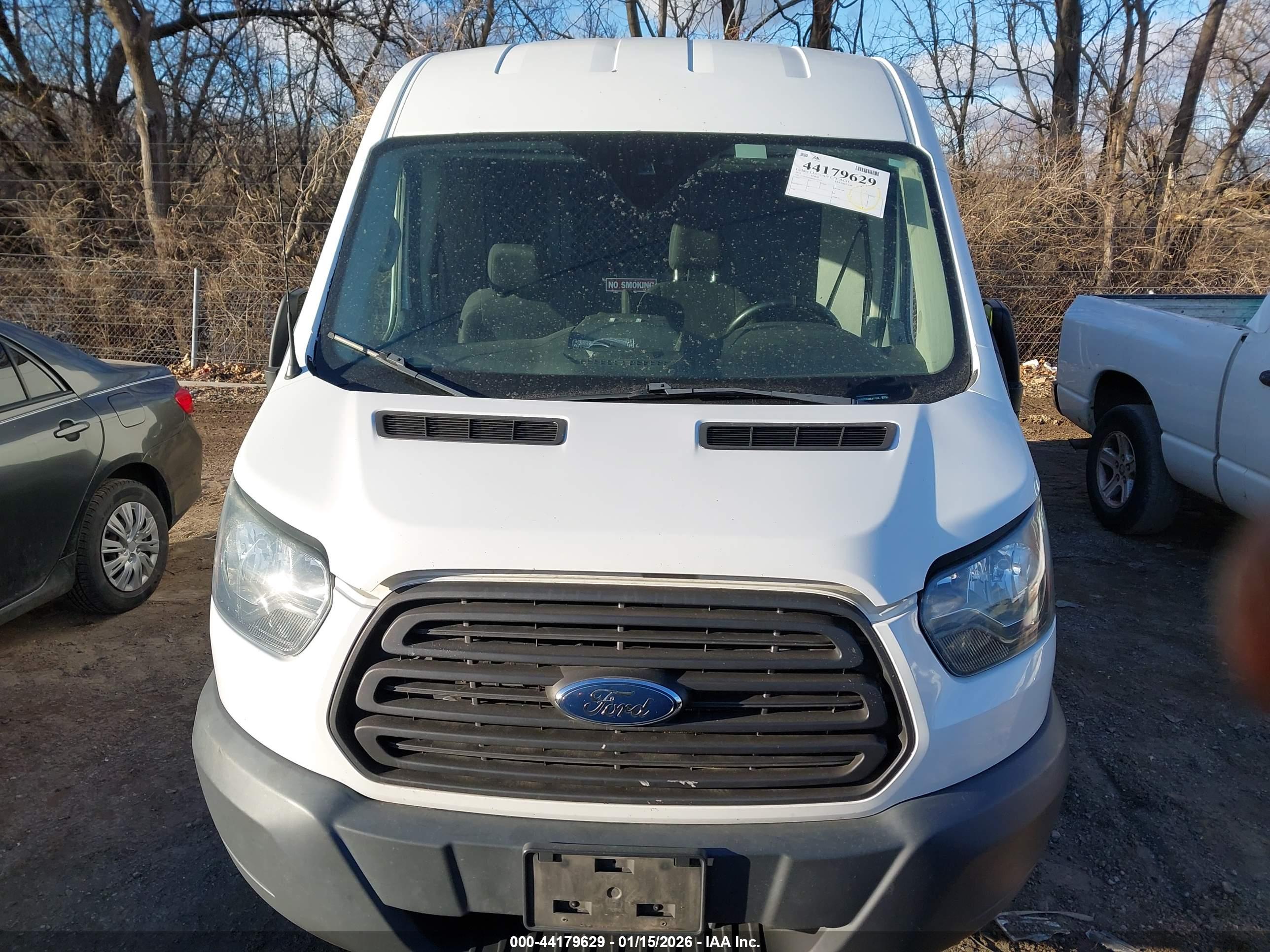 FORD TRANSIT-250 image 6