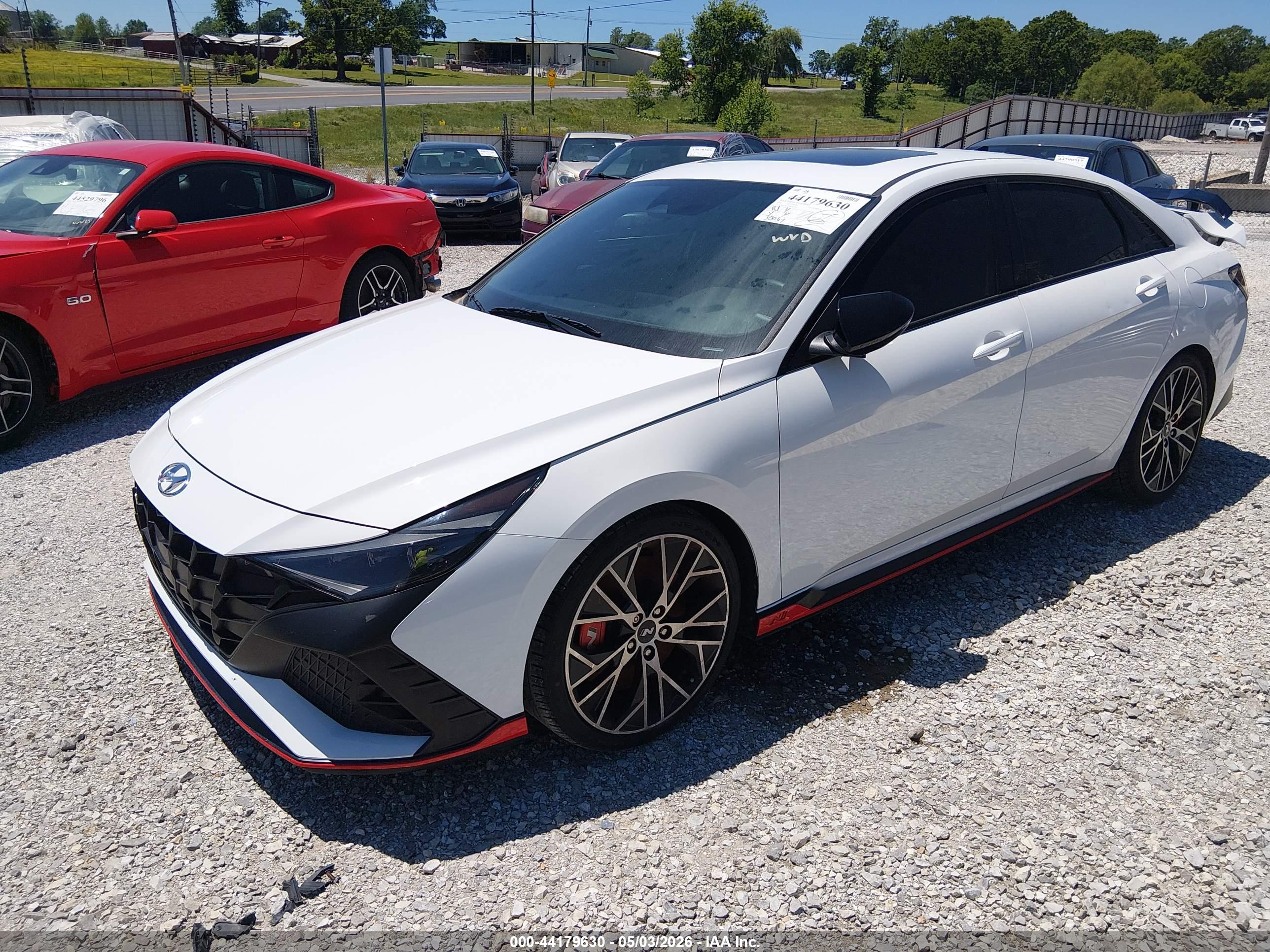 HYUNDAI ELANTRA image 2