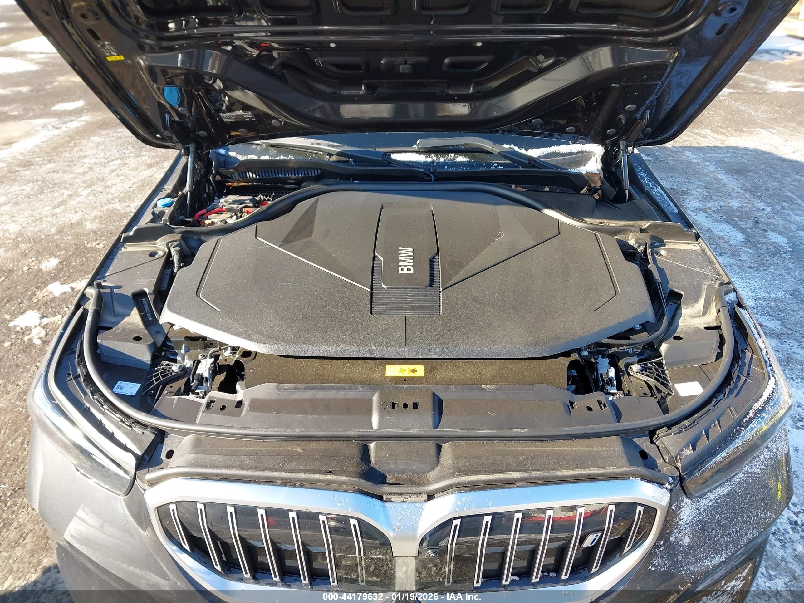 BMW I5 image 10